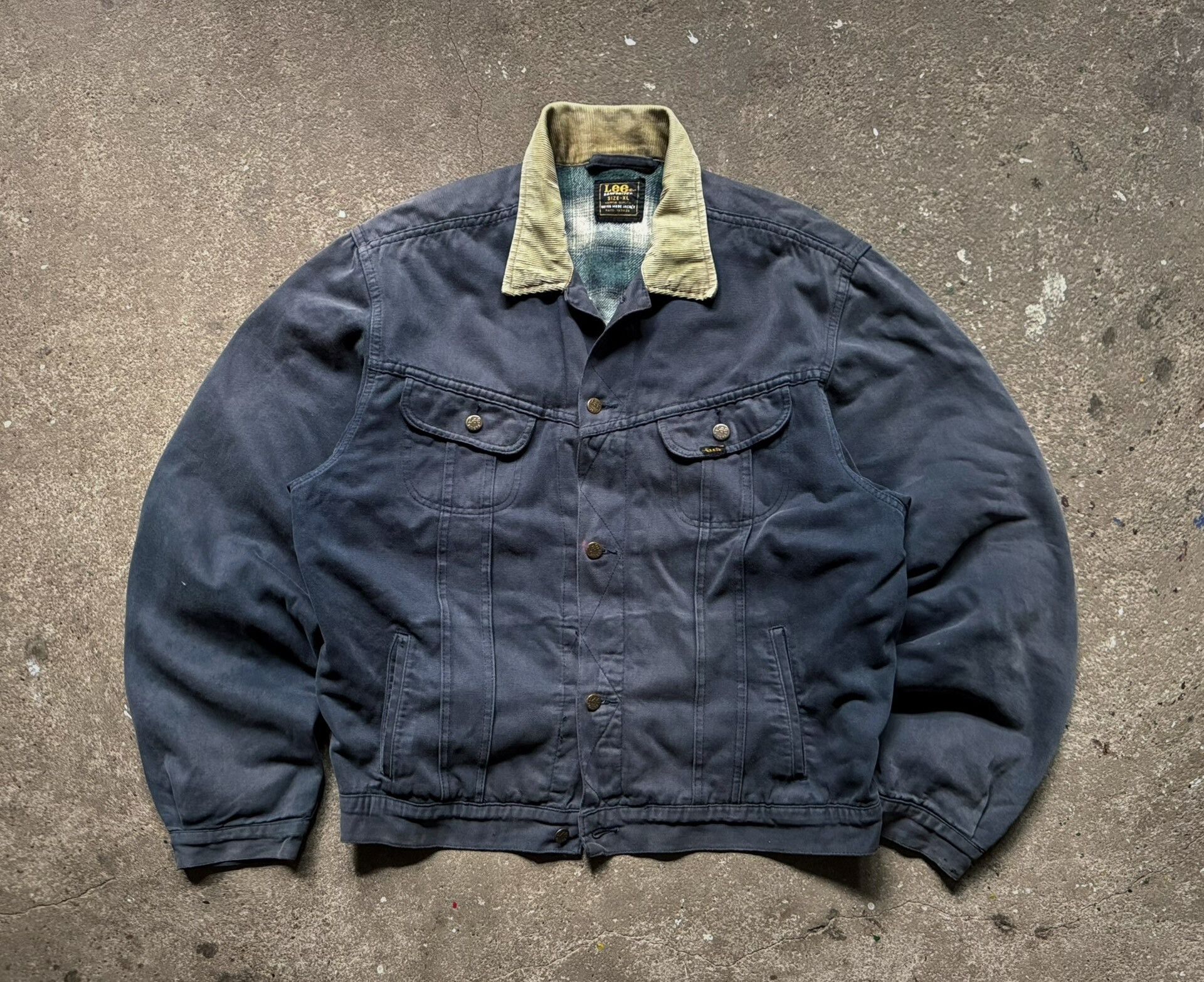 Vintage Vintage Lee Lined Rider Denim Jacket Size US XL / EU 56 / 4 - 1 Thumbnail