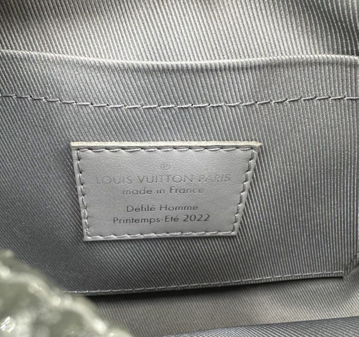 Louis Vuitton Louis Vuitton Silver Glitter Checkerboard Box Bag K12 Size ONE SIZE - 6 Thumbnail