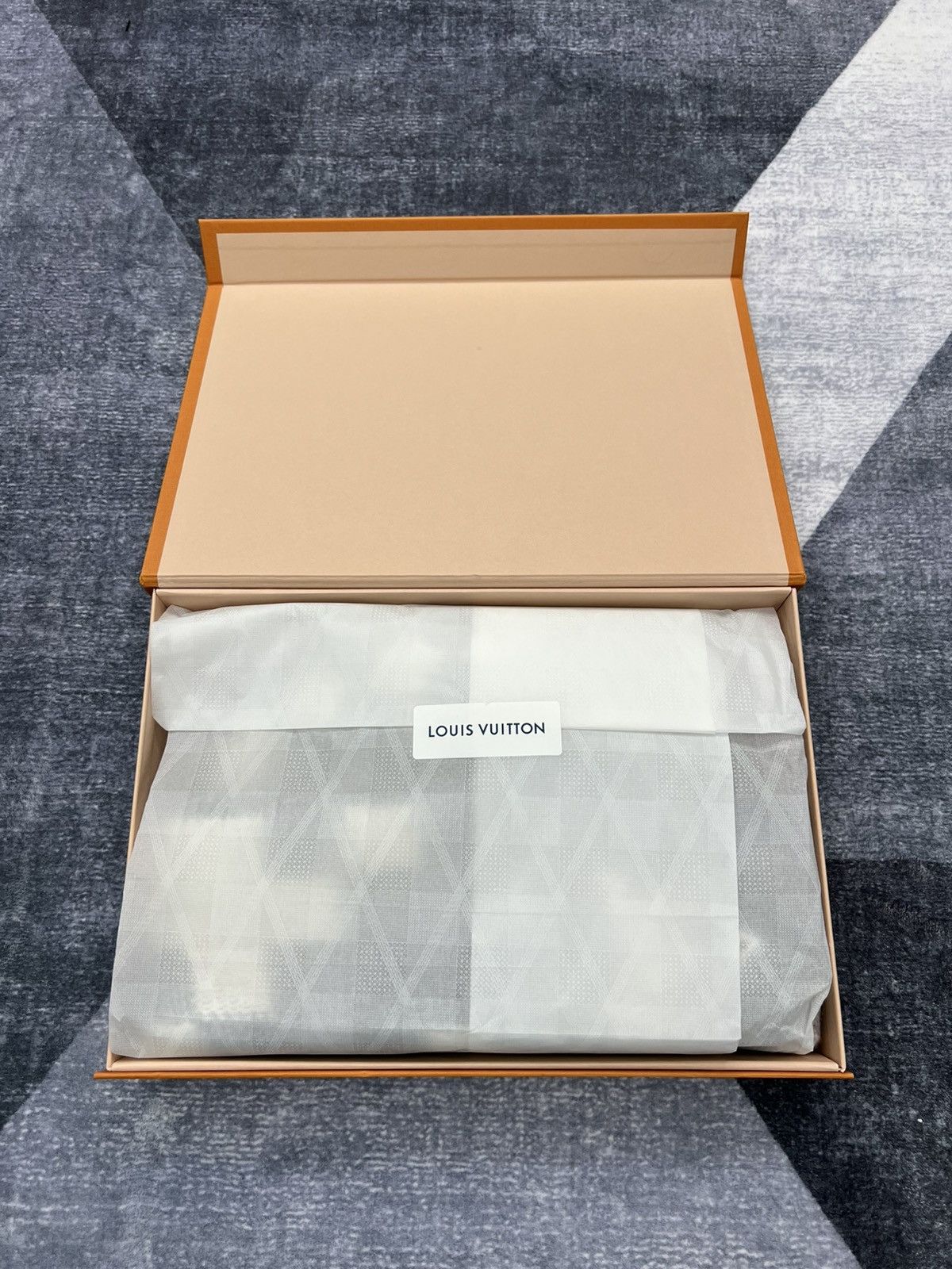 Louis Vuitton Louis Vuitton Pearls Beanie Size ONE SIZE - 6 Thumbnail