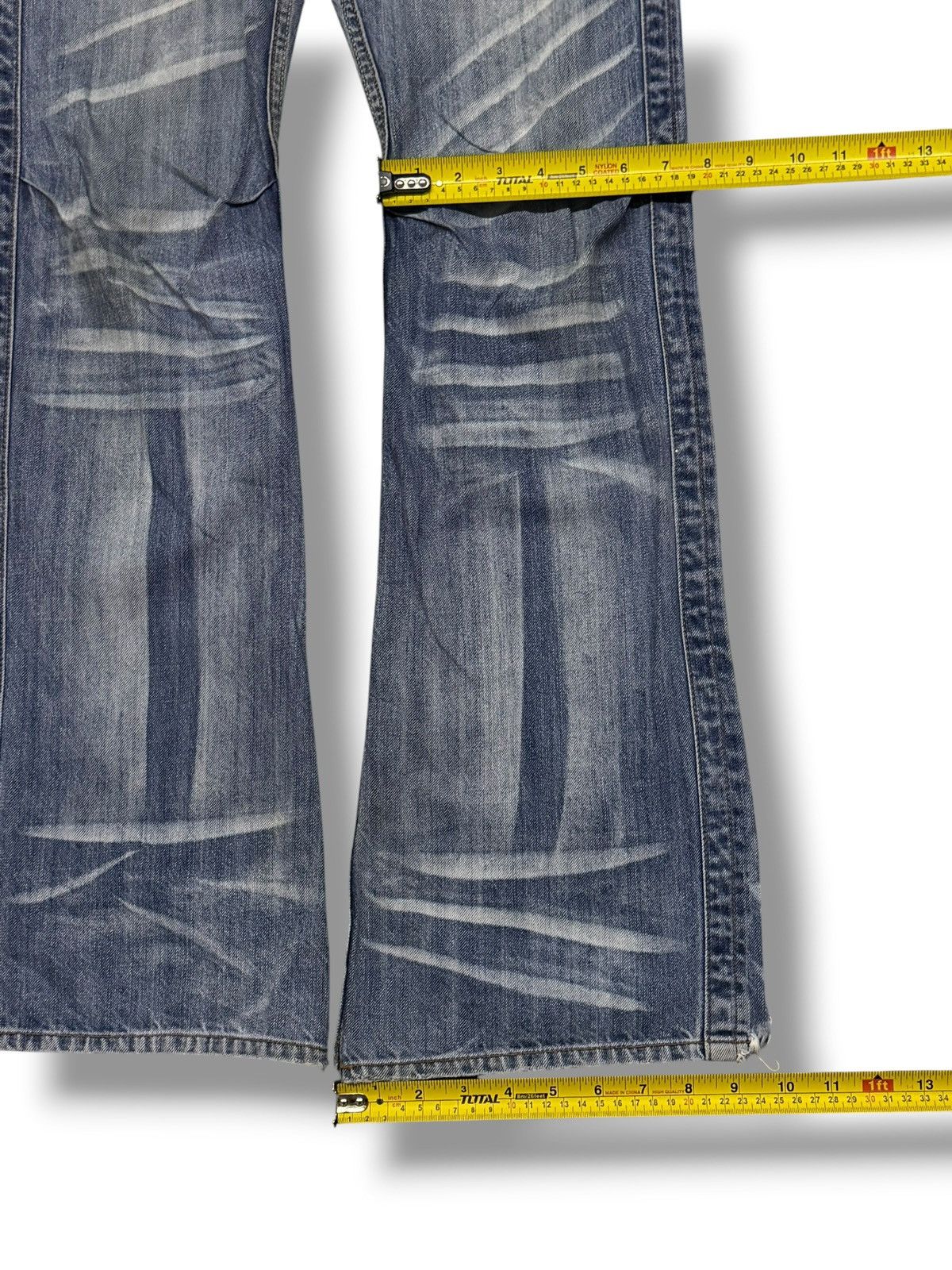 Japanese Brand Vintage Root Three Y2K Japanese-style Distressed Denim | W30 Size 30" / US 8 / IT 44 - 17 Thumbnail