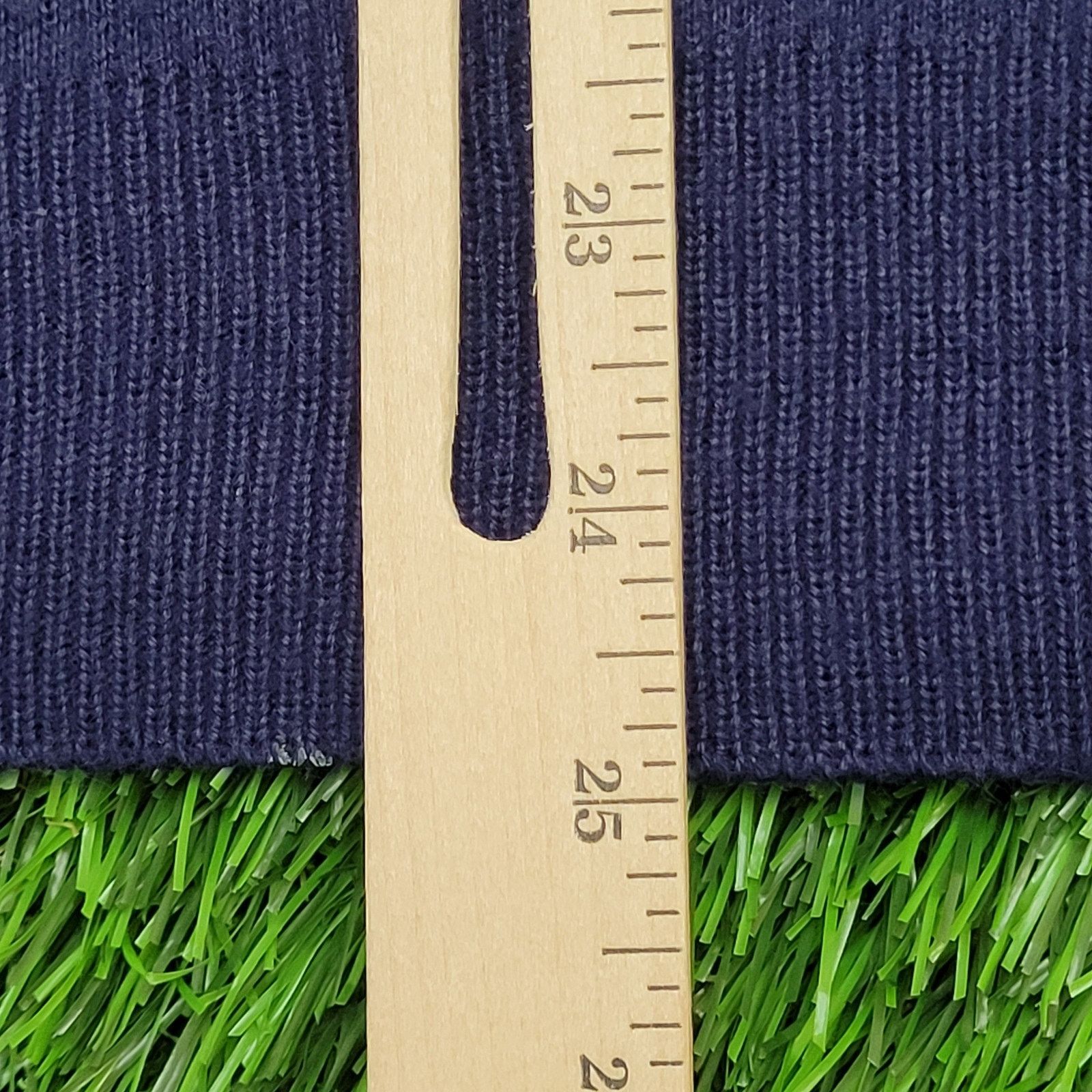 Champion Vintage 80s Champion Sweater M/L 20x25 Navy-Blue Castle USA Size US L / EU 52-54 / 3 - 6 Thumbnail