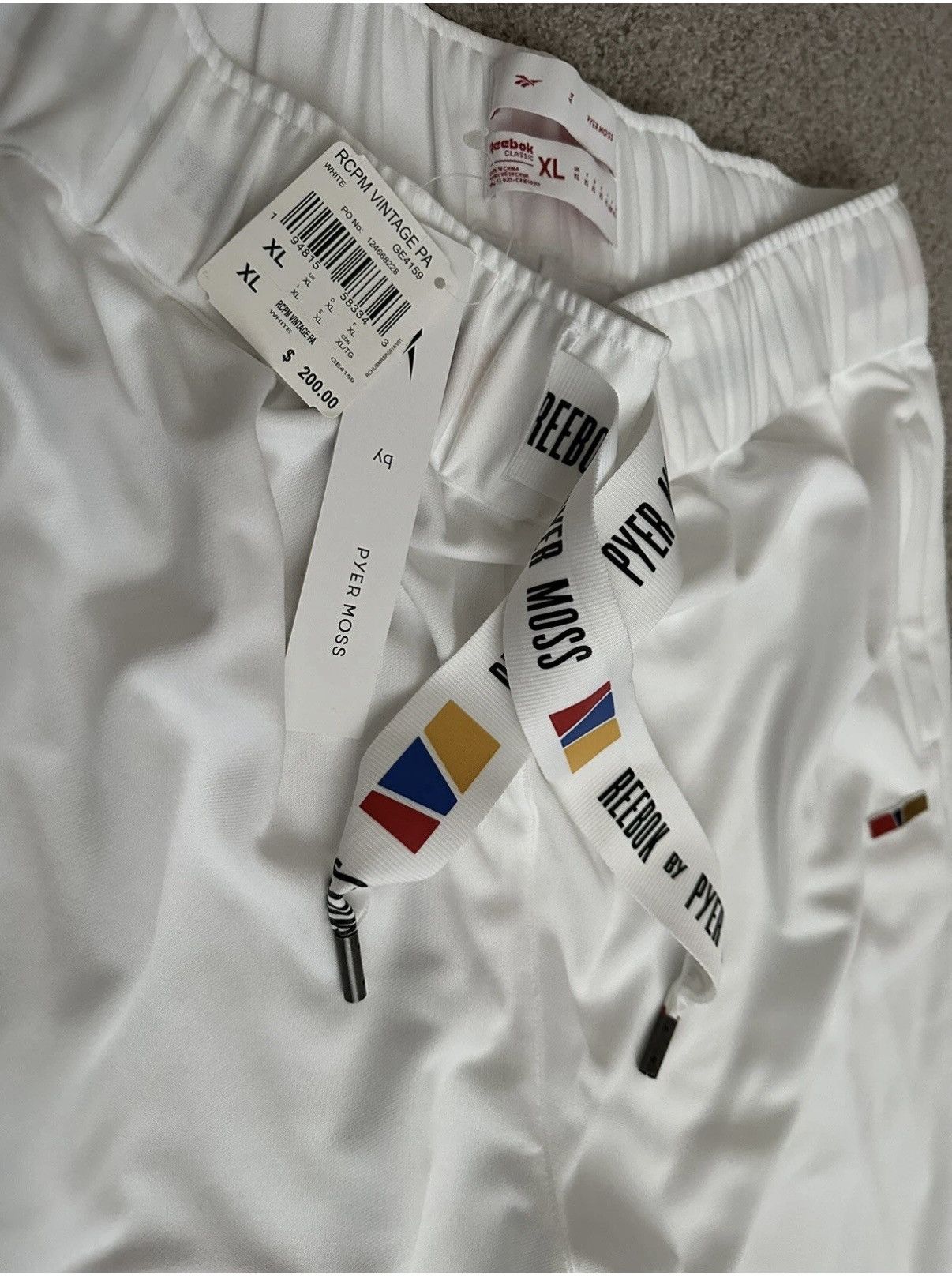 Pyer Moss × Reebok Reebok x Pyer Moss Vintage Joggers Size US 37 - 2 Thumbnail