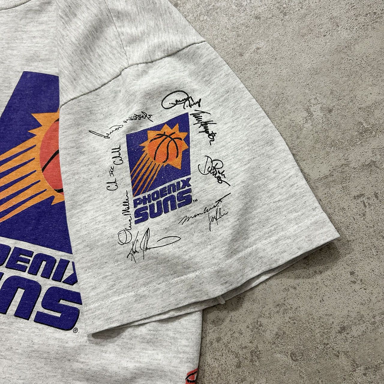 NBA × Vintage VTG 90s NBA PHOENIX SUNS GRAFFITI DOUBLE SIDED T-SHIRT Size US M / EU 48-50 / 2 - 7 Thumbnail
