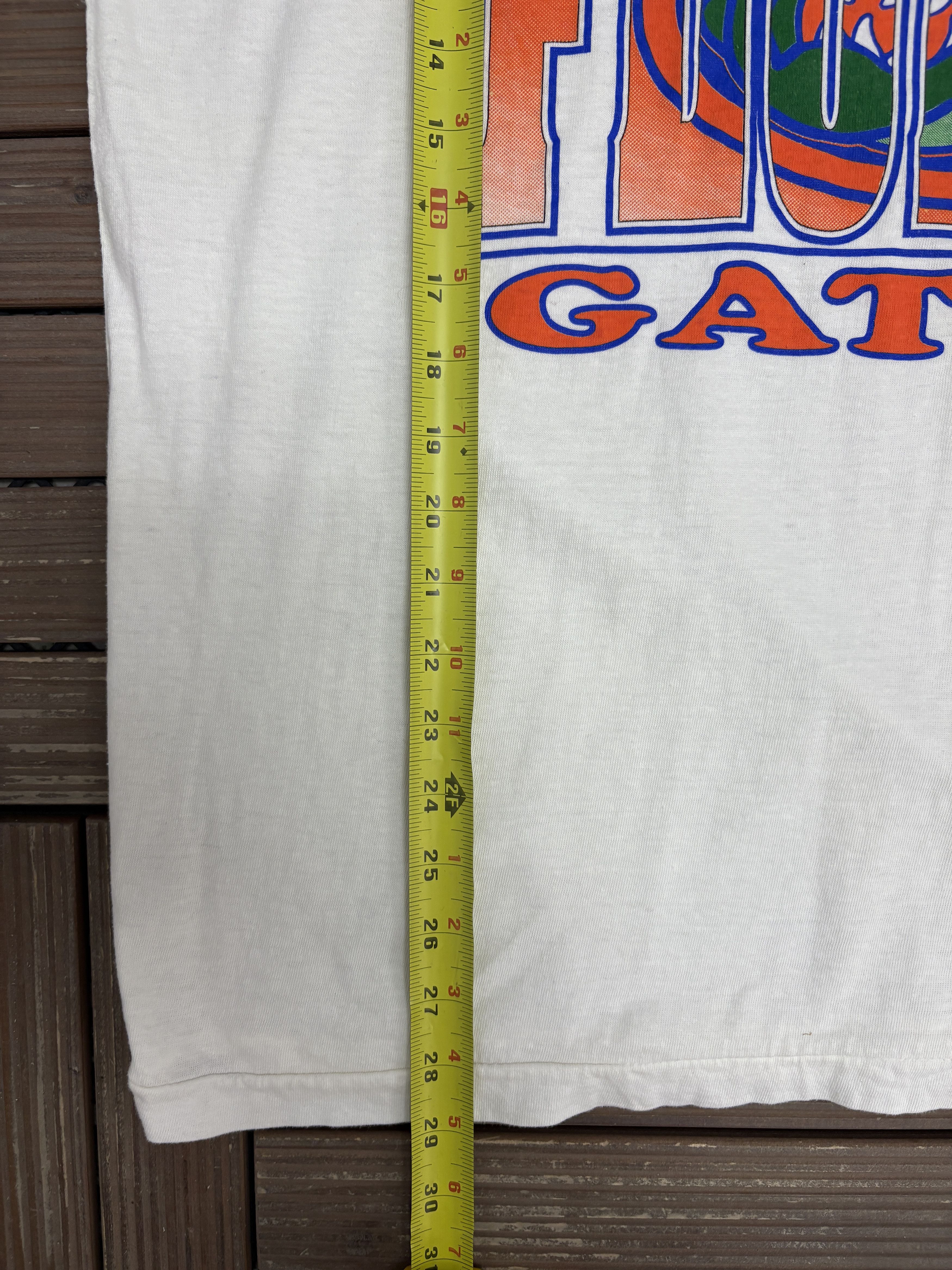 Vintage 9Florida Gators Fiesta Bowl 1996 Vintage White T-Shirt Size US XL / EU 56 / 4 - 8 Thumbnail