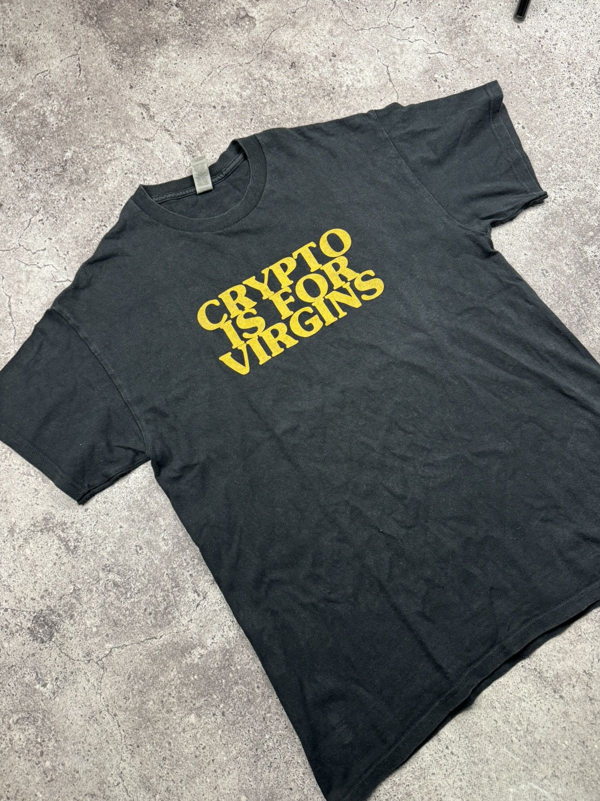Vintage VINTAGE Y2K CRYPTO IS FOR VIRGINS FUNNY FADED SHIRT BITCOIN Size US M / EU 48-50 / 2 - 2 Thumbnail
