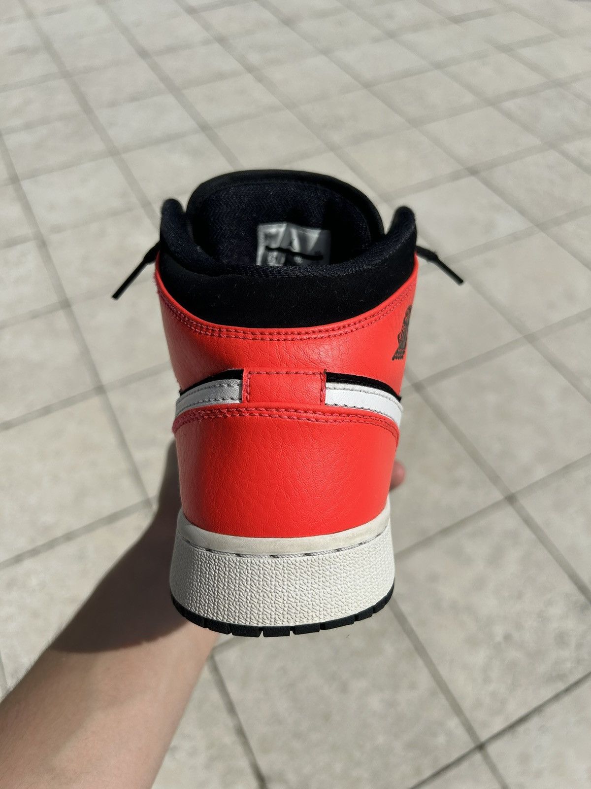 Jordan Brand × Nike Jordan 1 Mid Infrared 23 Size US 6.5 / EU 39-40 - 4 Thumbnail