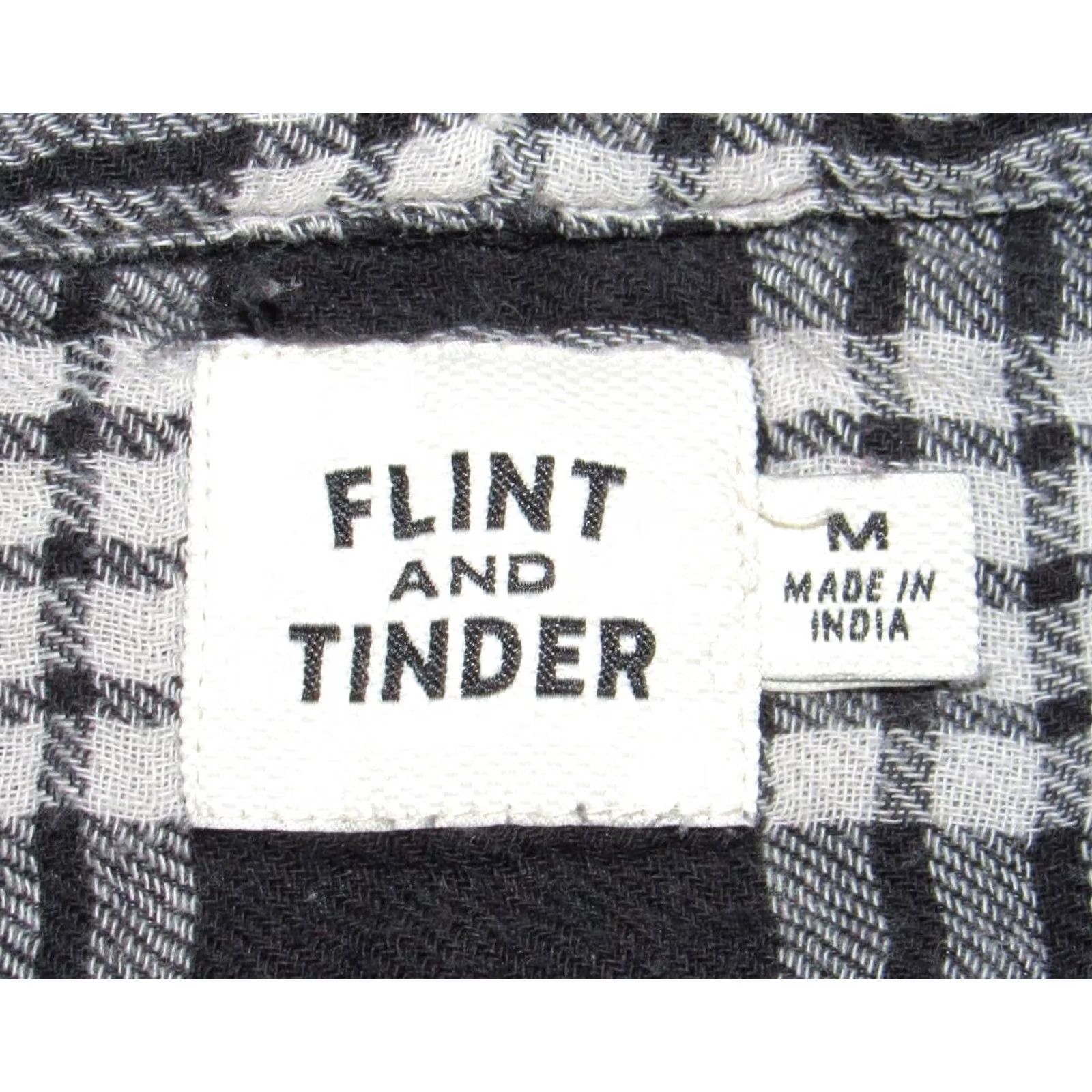 Vintage Flint & Tinder Black White Long Sleeve Button Down Flannel Shirt M Adult Black Size US M / EU 48-50 / 2 - 3 Thumbnail