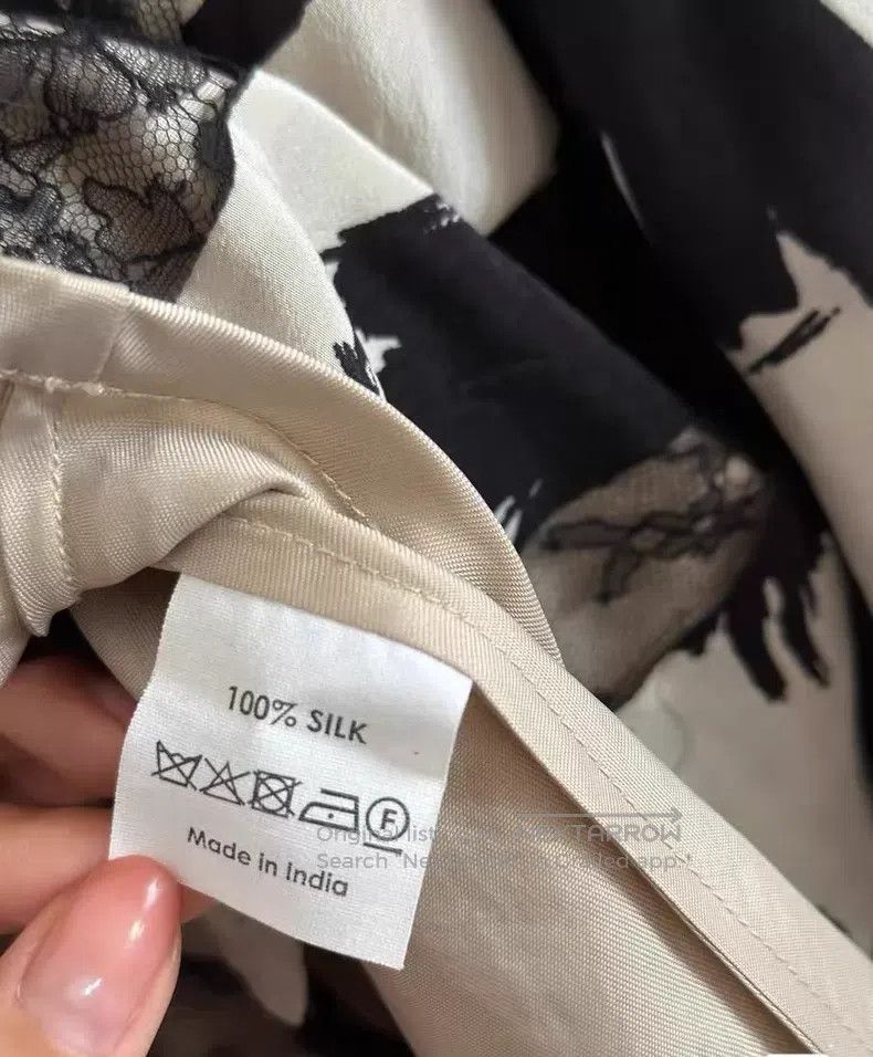 Dries Van Noten Dries Van Noten Black and White Printed Midi Skirt Size 33" - 3 Thumbnail