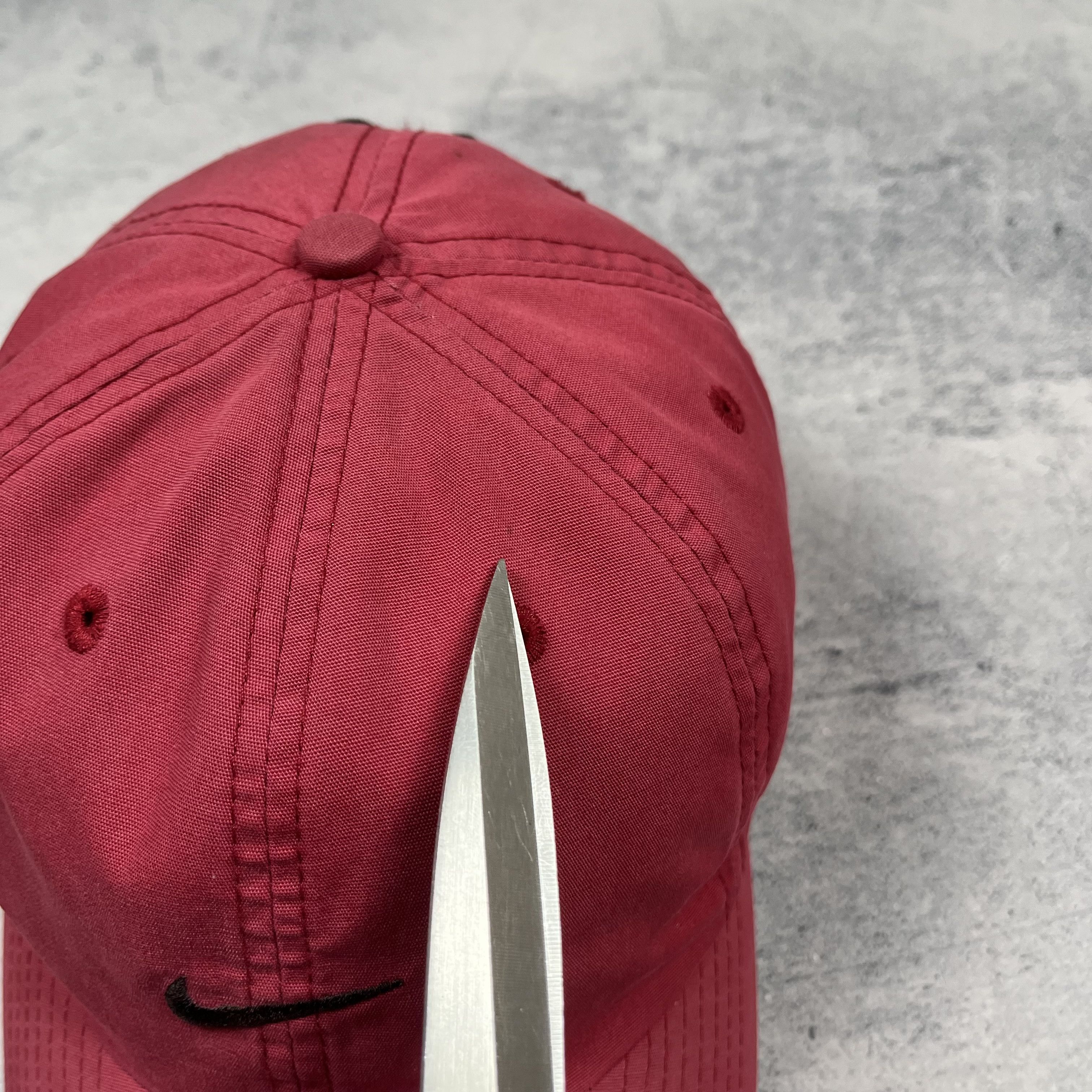 Nike Vintage Nike Tiger Woods Centre Swoosh Baseball Cap 90’s Size ONE SIZE - 10 Thumbnail