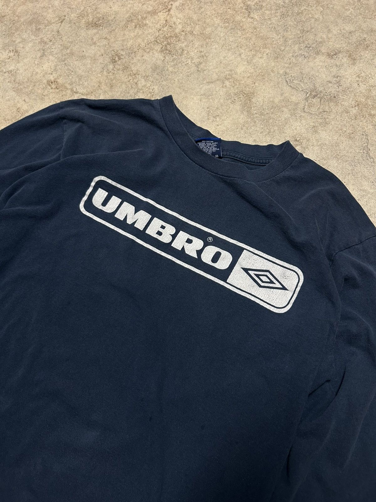Umbro Vintage Umbro USA Made Long Sleeve Navy L Size US L / EU 52-54 / 3 - 1 Thumbnail