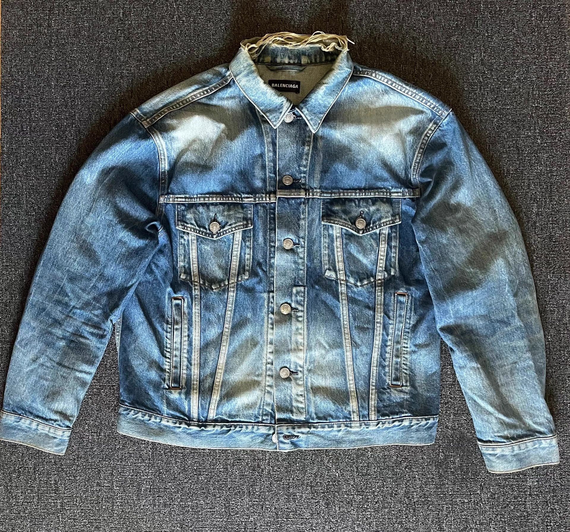 Balenciaga Balenciaga denim jacket Q4 Size US L / EU 52-54 / 3 - 1 Thumbnail