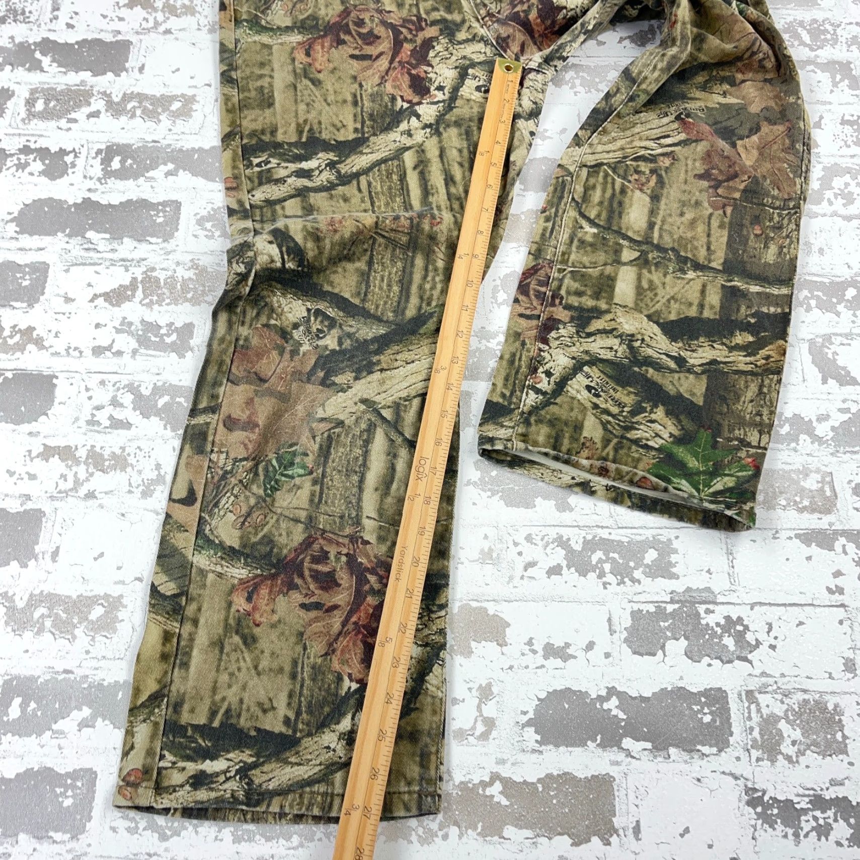 Vintage Vintage Mossy Oak Camo Jeans Men 36x30 Straight Leg Denim Pants Fall Winter Spring Summer Easy Care Size US 36 / EU 52 - 7 Thumbnail