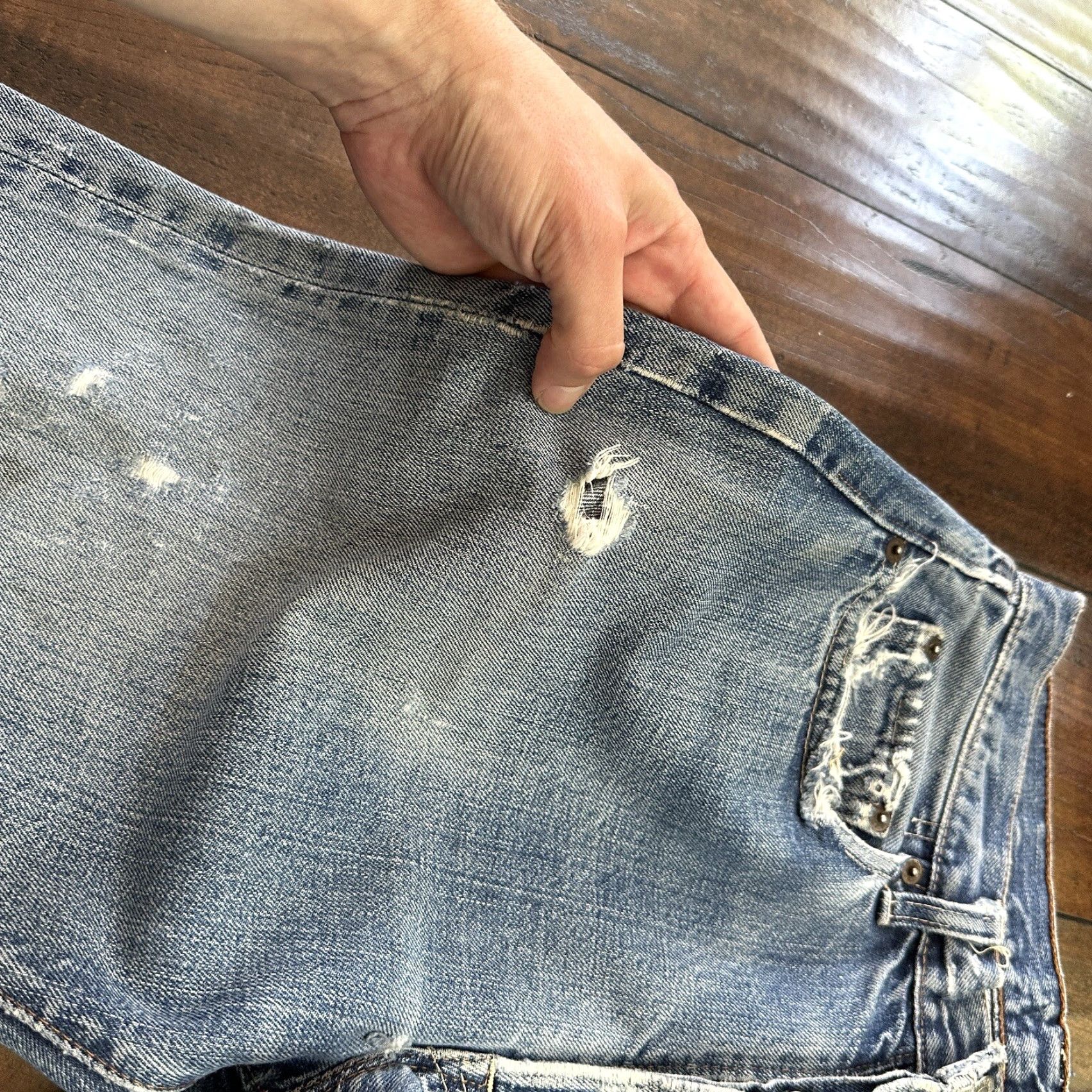 Levi's VINTAGE Levi's 501XX Jeans Regular 29x29 Dark Denim Blue USA 1960s 1970s Big E Redline Selvedge Men's Jeans Size US 29 - 5 Thumbnail