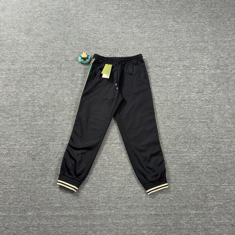 Gucci Gucci Size L Black slogan sweatpants 2503-Nextarrow Size US 38 / EU 54 - 1 Thumbnail