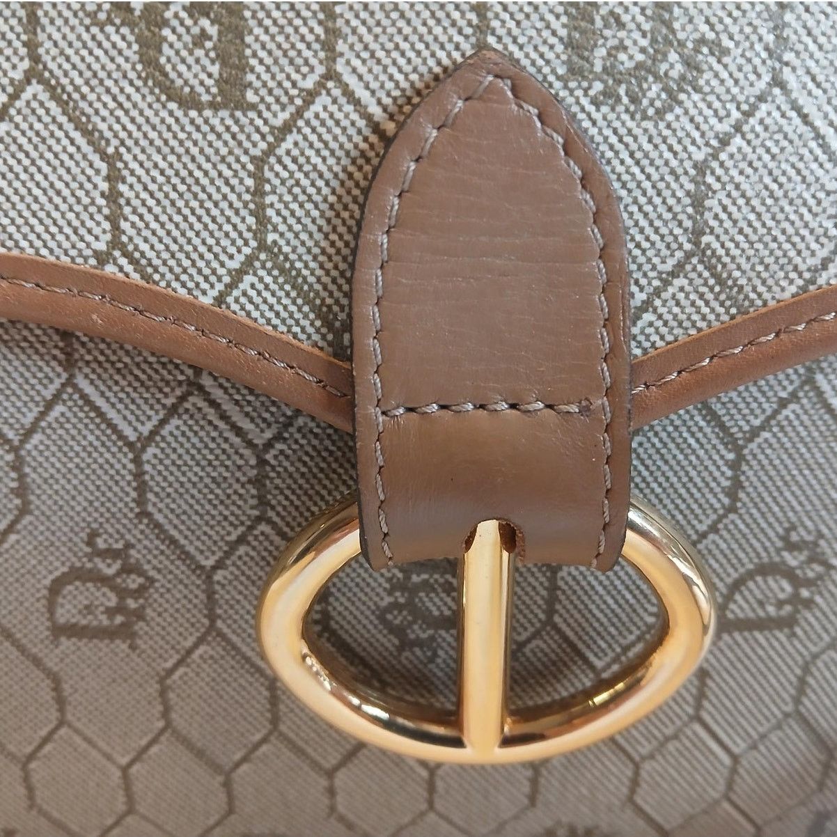 Dior Christian Dior - Beige Honeycomb Crossbody Bag Size ONE SIZE - 17 Thumbnail