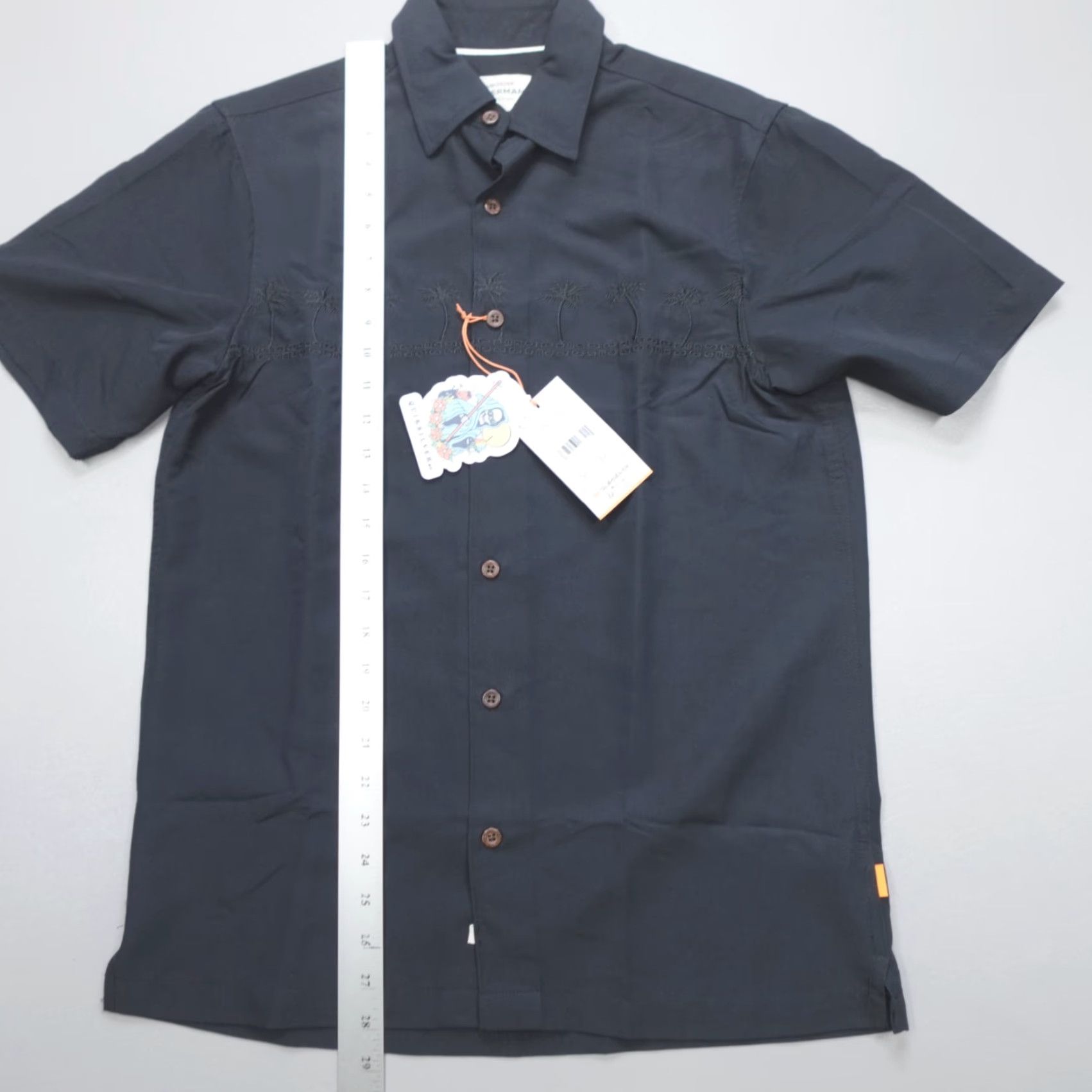 Quiksilver Quiksilver Waterman Tahiti Palms S/S Embroidered Woven Black Mens Size S Button-Up Shirt Size US S / EU 44-46 / 1 - 7 Thumbnail