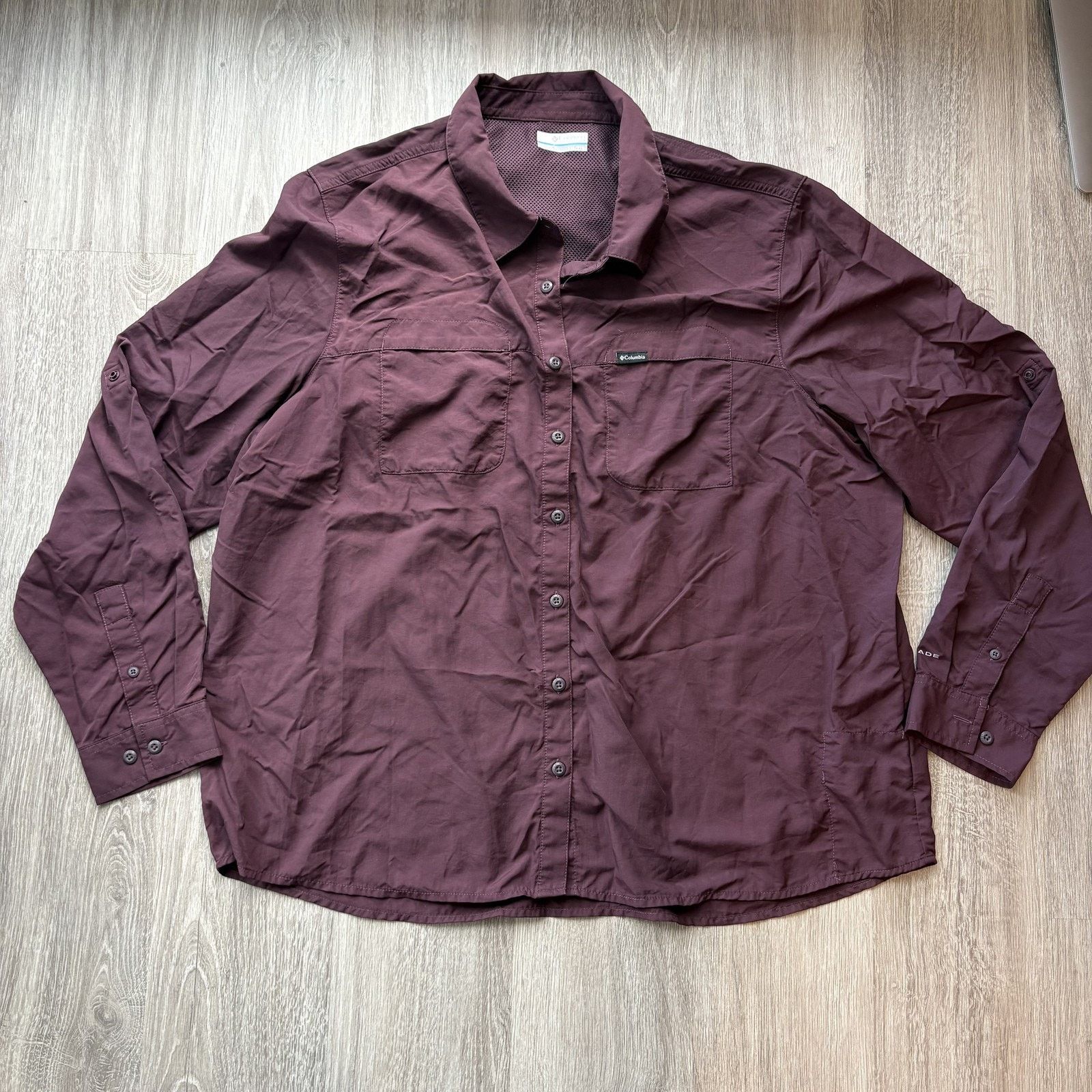 Columbia Columbia Men's Omni-Shade Hiking Shirt XXL Burgundy Long Size XXL / US 16-18 / IT 52-54 - 1 Thumbnail