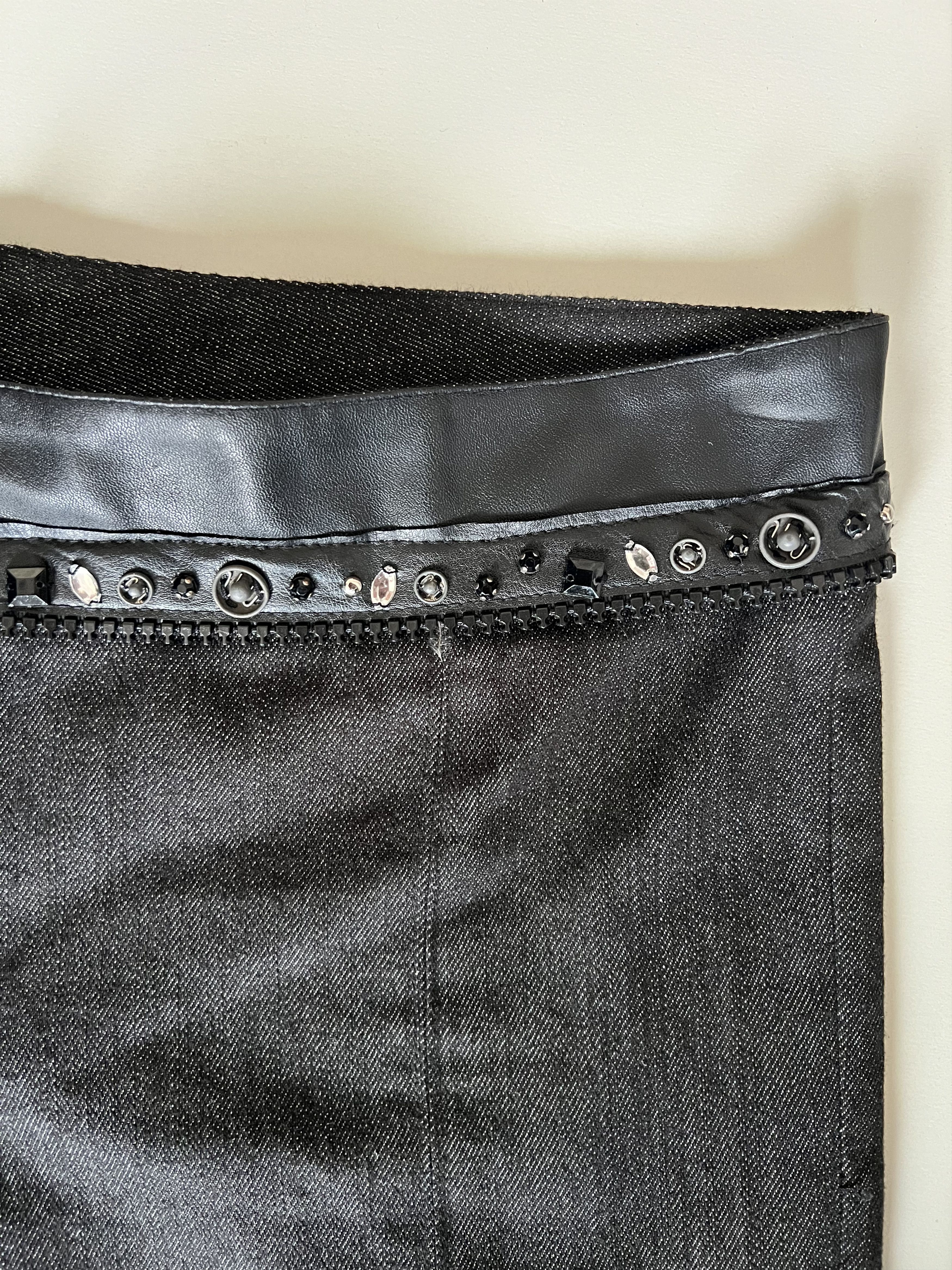 Imperial Imperial Lace Panel Skirt – Black Denim & Lace – Y2K Gothic Size 26" / US 2 / IT 38 - 5 Thumbnail