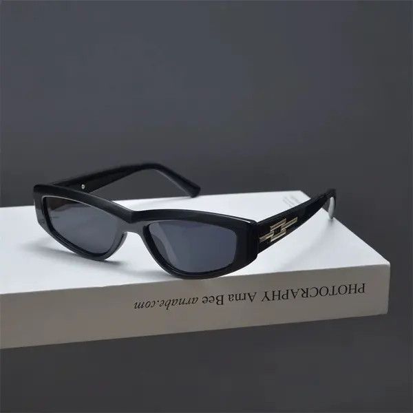 Vintage Retro punk sunglasses Size ONE SIZE - 1 Thumbnail
