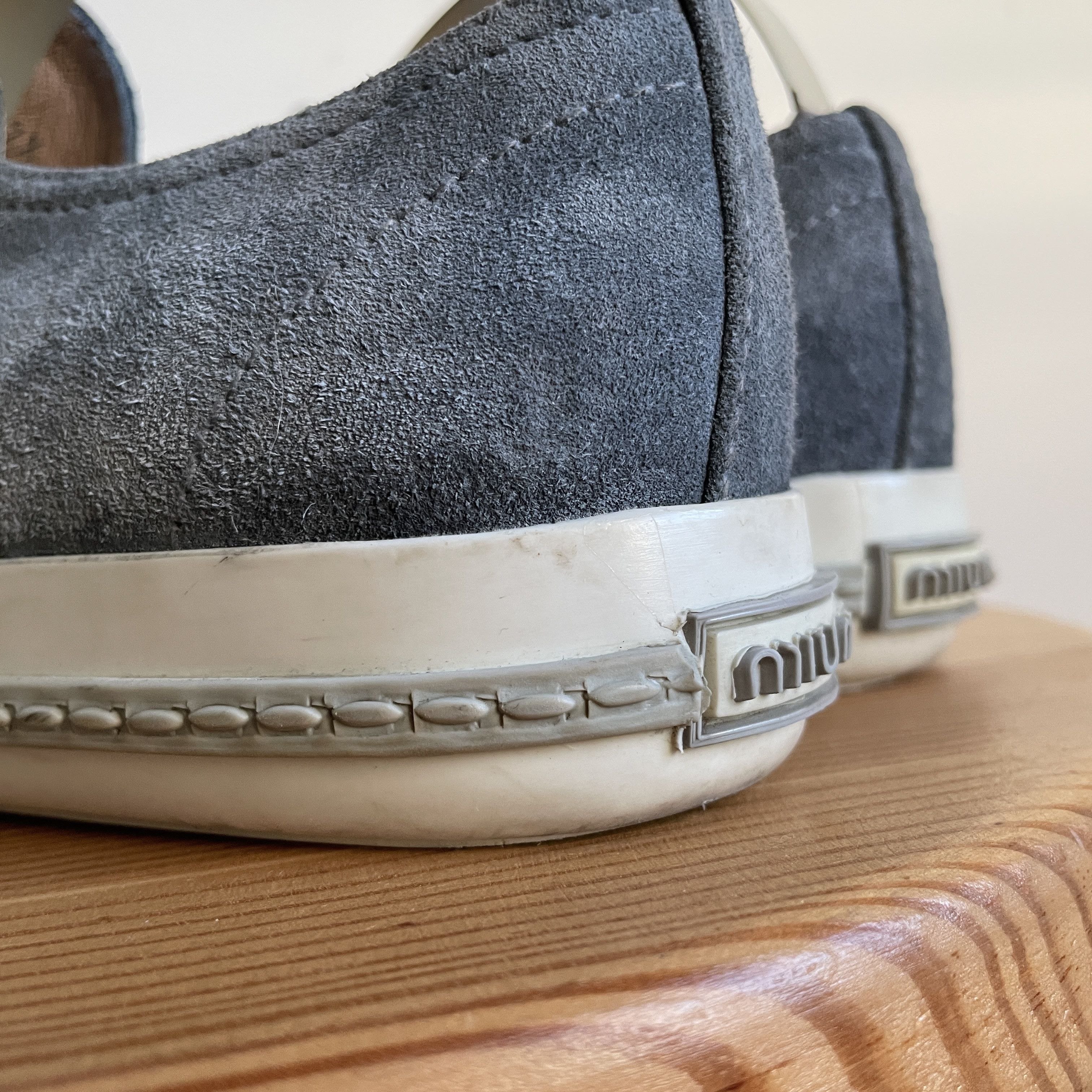 Miu Miu Miu Miu Grey Suede Studded Cap Toe Womens Sneakers Size US 7.5 / IT 37.5 - 9 Thumbnail