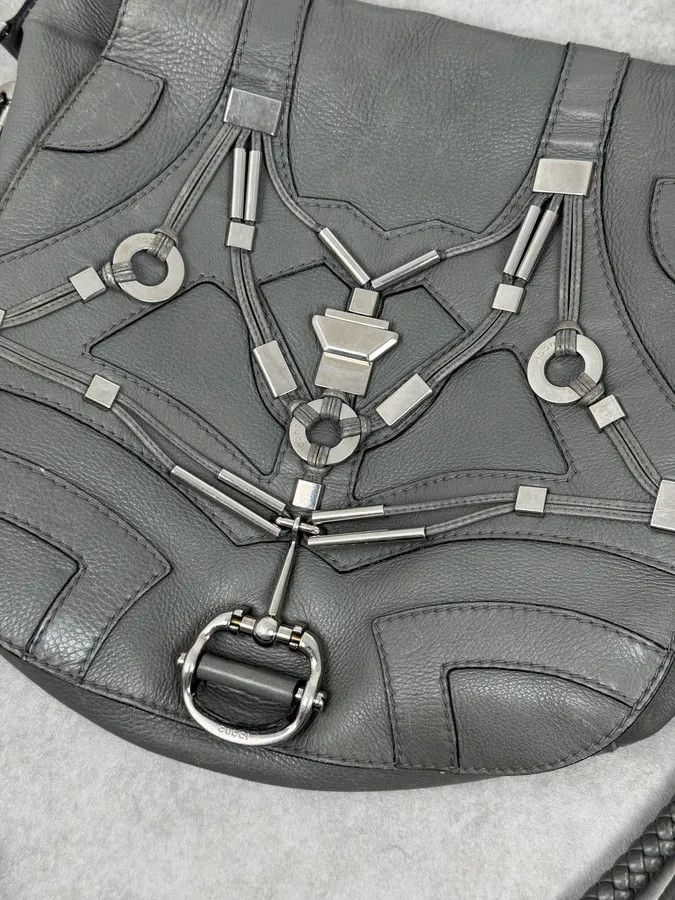 Gucci SS2010 Gucci Runway Techno Horsebit Grey Leather Hobo Bag by Frida Giannini Size ONE SIZE - 7 Thumbnail