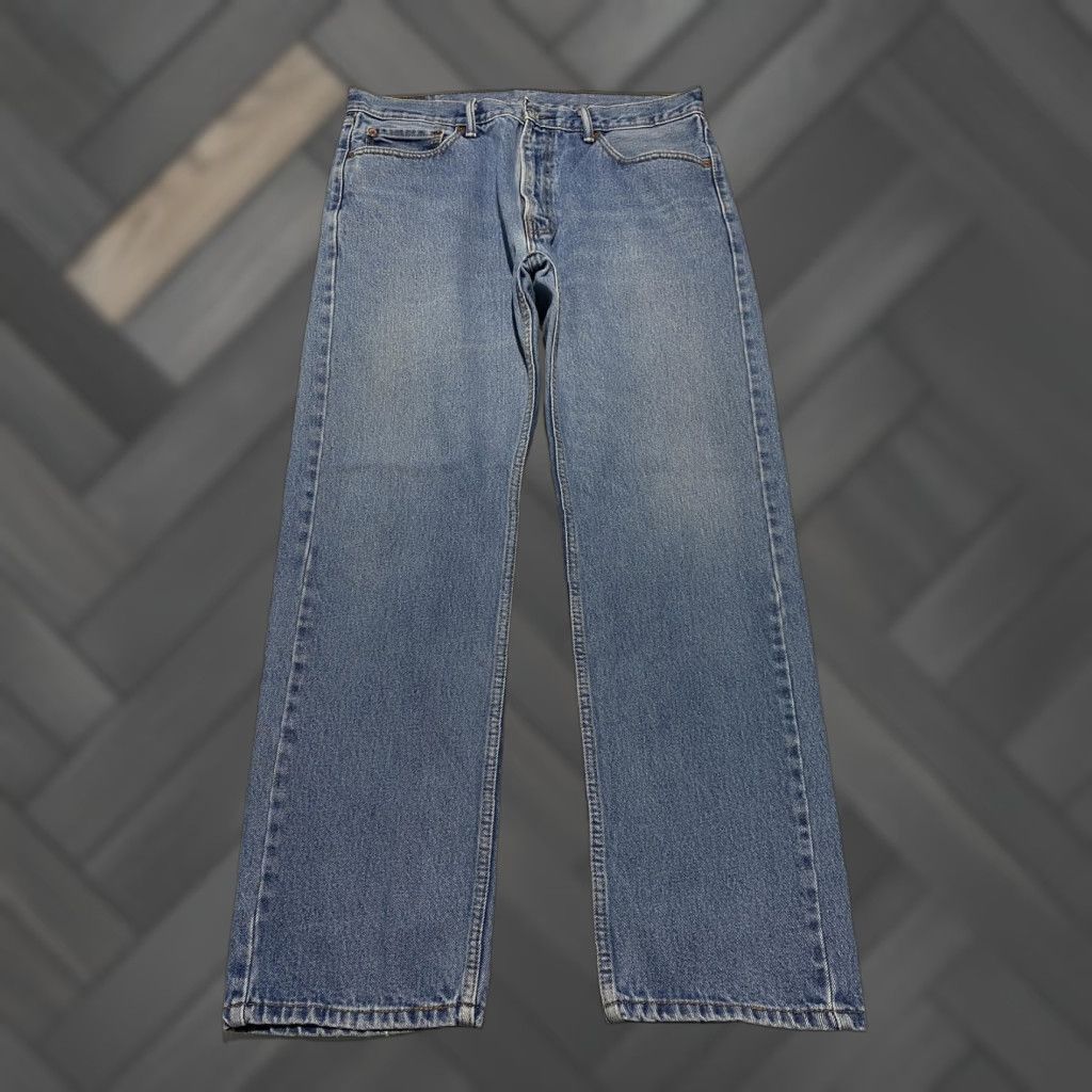 Levi's Levi's 505 Jeans Mens 36x32 Blue Medium Wash Regular Fit Straight Leg Zip Fly Jeans Size US 36 / EU 52 - 1 Thumbnail