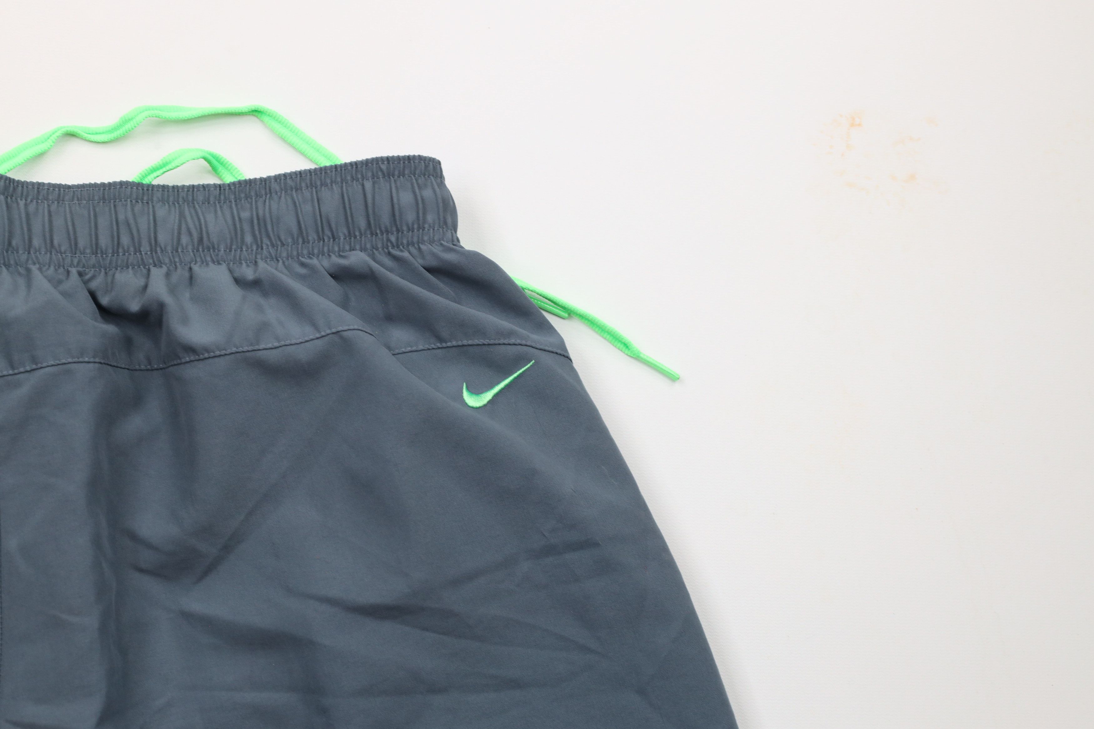 Nike × Vintage Vintage Nike Scott Mini Swoosh Lined Shorts Swim Trunks Gray Size US 36 / EU 52 - 11 Thumbnail