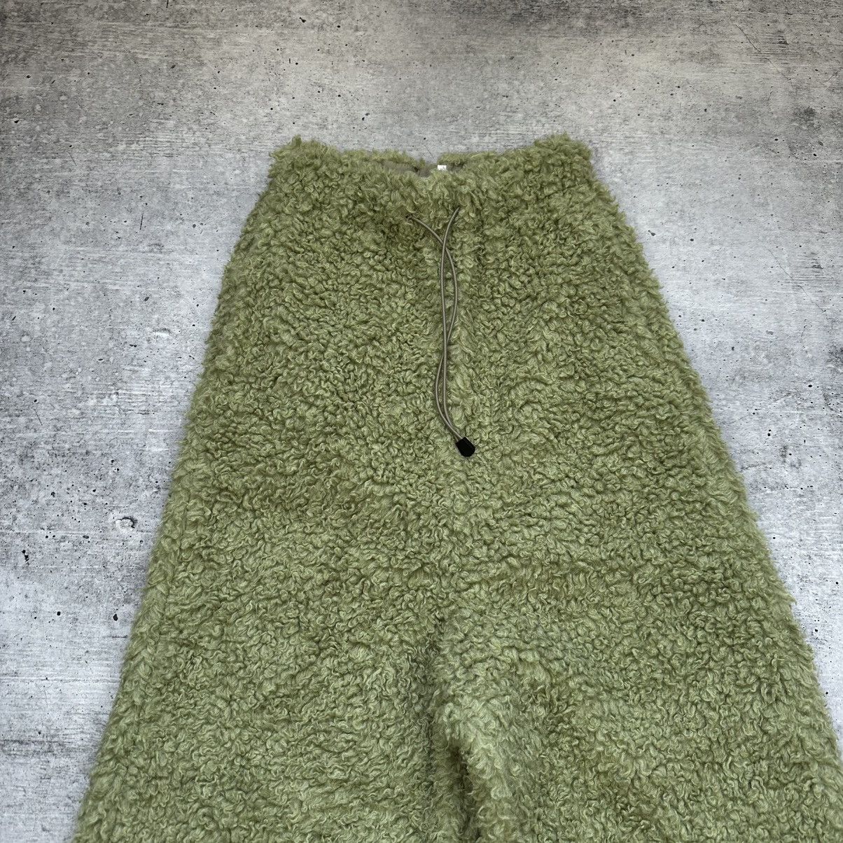Maison Margiela MM6 MAISON MARGIELA Pants Teddy Green Size XXS Size 24" / US 00 / IT 34 - 3 Thumbnail