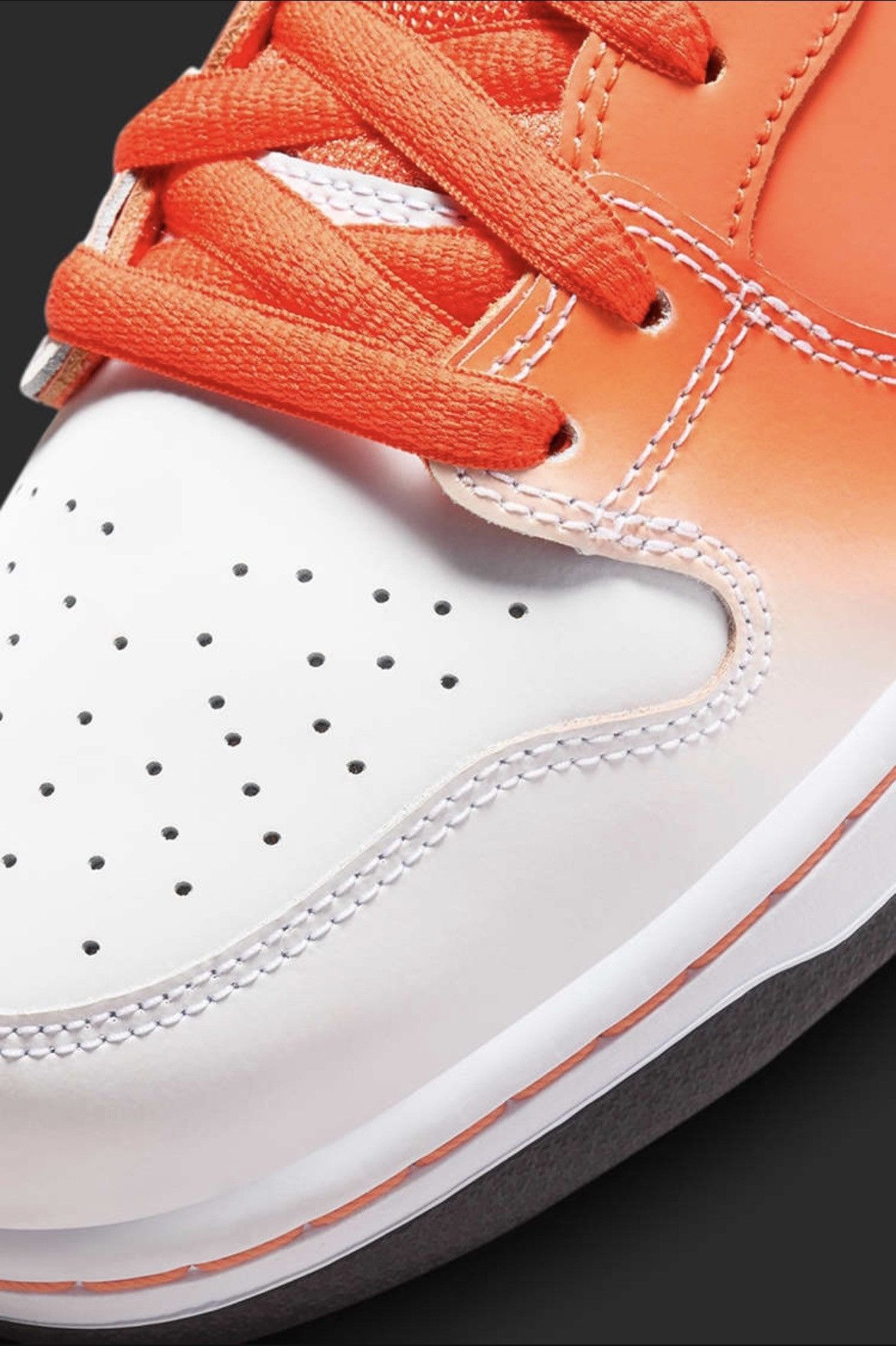 Nike Nike SB Dunk Candy Corn Size US 10 / EU 43 - 3 Thumbnail