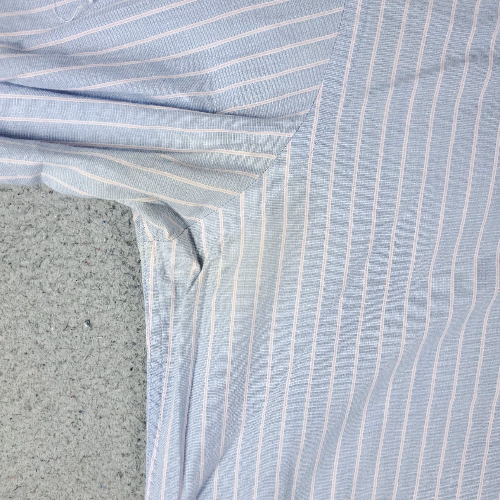 Tommy Hilfiger Tommy Hilfiger Blue Striped Button-Up Shirt Men's Large Long Sleeve Casual Size US L / EU 52-54 / 3 - 3 Thumbnail