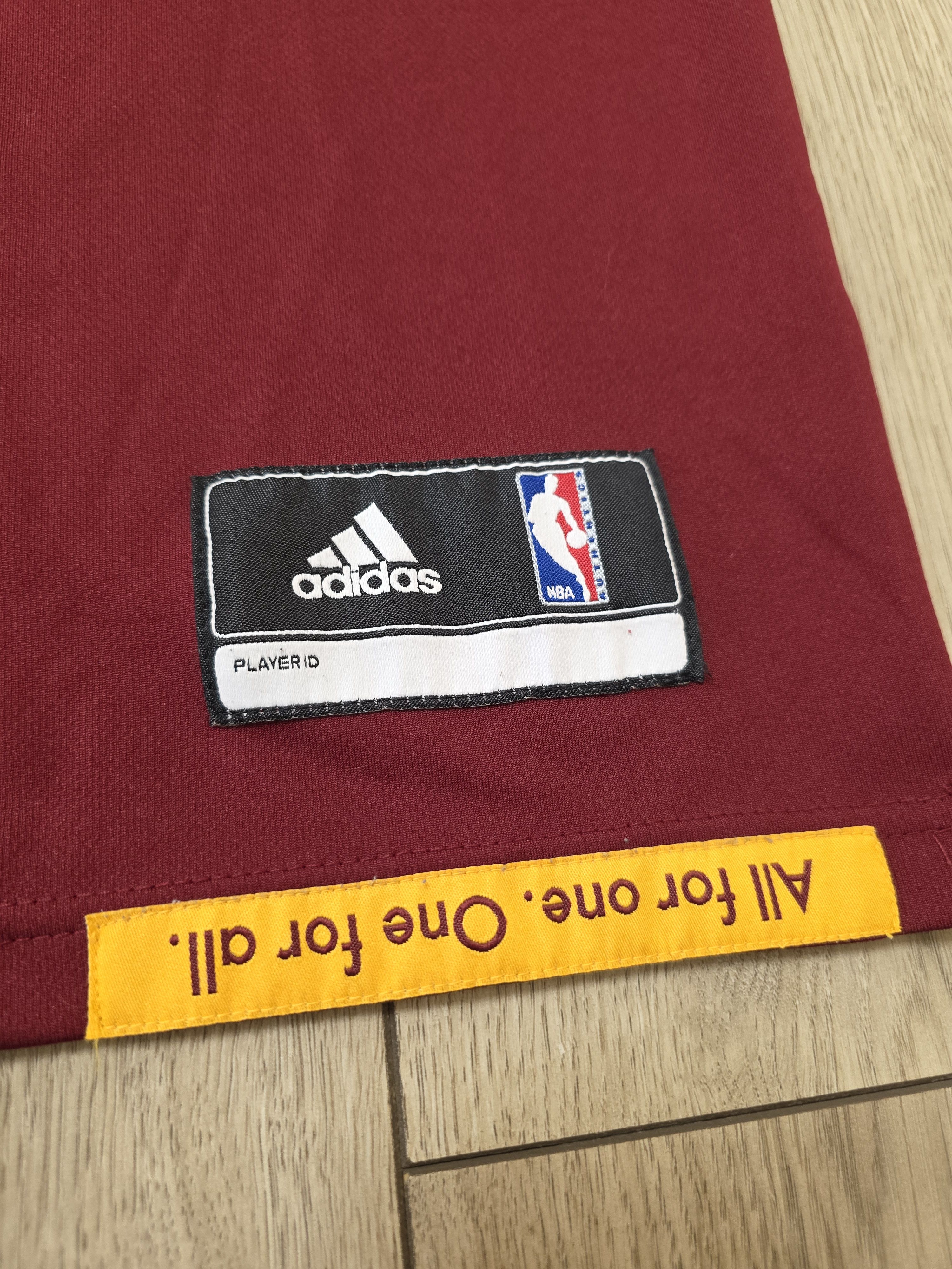 NBA CLEVELAND CAVALIERS JERSEY JAMES JERSEY BASKETBALL SHIRT Size US S / EU 44-46 / 1 - 5 Thumbnail