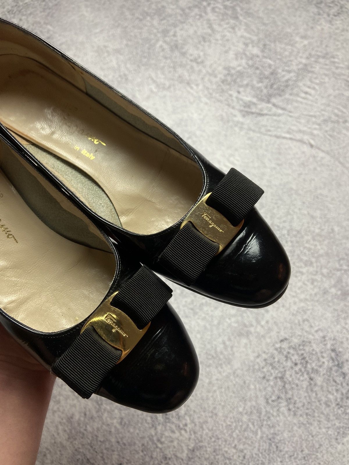 Designer × Salvatore Ferragamo Rare Selvatore Ferragamo Balet Shoes Designed Logo Sneakers Size US 7.5 / IT 37.5 - 4 Thumbnail
