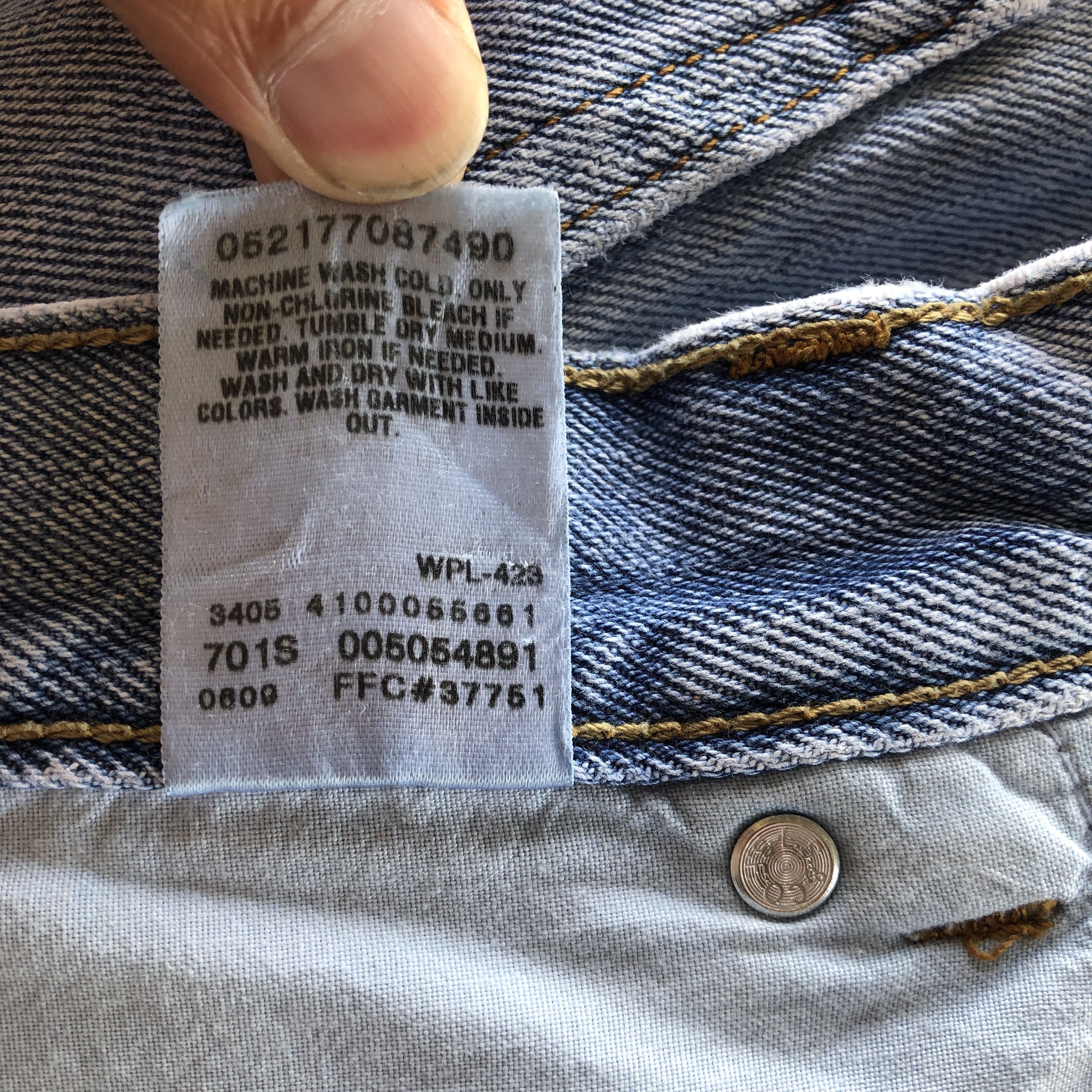 Levi's Vintage Levis 505 Faded Jeans Levi's Light Wash Denim Size US 34 / EU 50 - 9 Thumbnail
