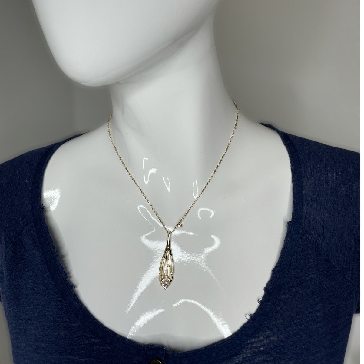Swarovski Swarovski Stunning Olive Necklace Size ONE SIZE - 5 Thumbnail