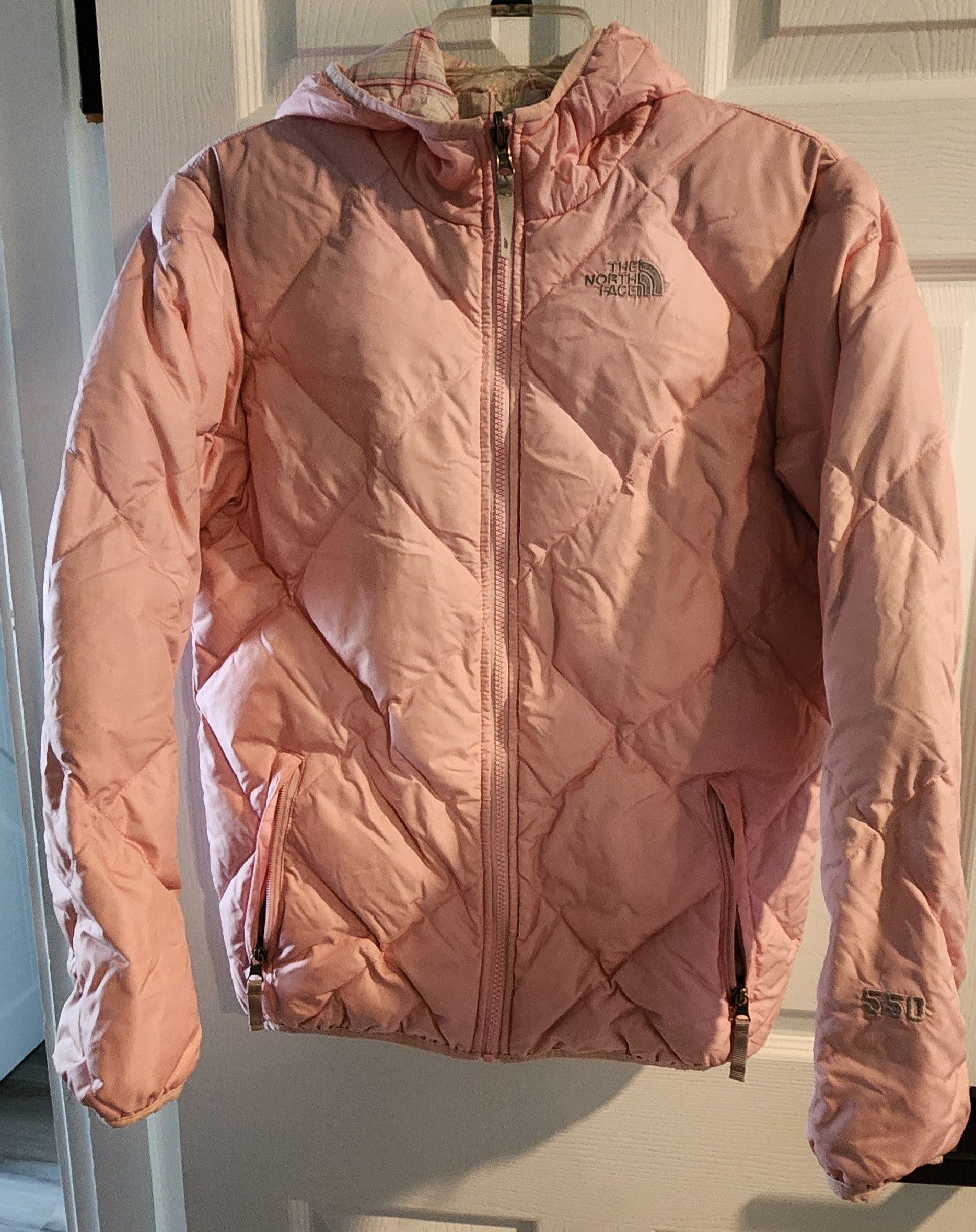 The North Face The North Face Girl's Pink/Plaid 550 Reversible Puffer XL Size S / US 4 / IT 40 - 1 Thumbnail