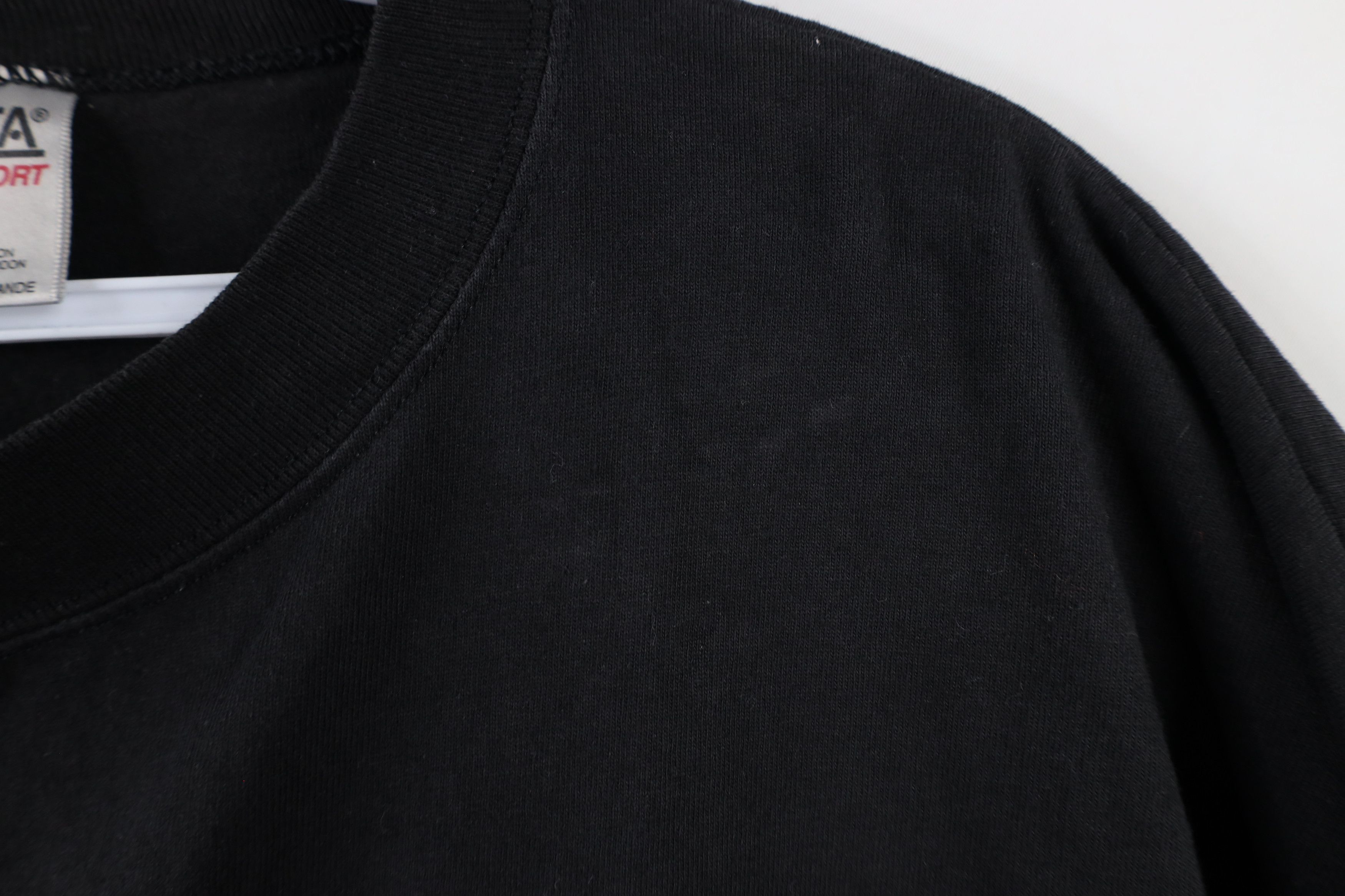Vintage Vintage 90s Streetwear Out Outdoors T-Shirt Black Cotton USA Size US XL / EU 56 / 4 - 7 Thumbnail