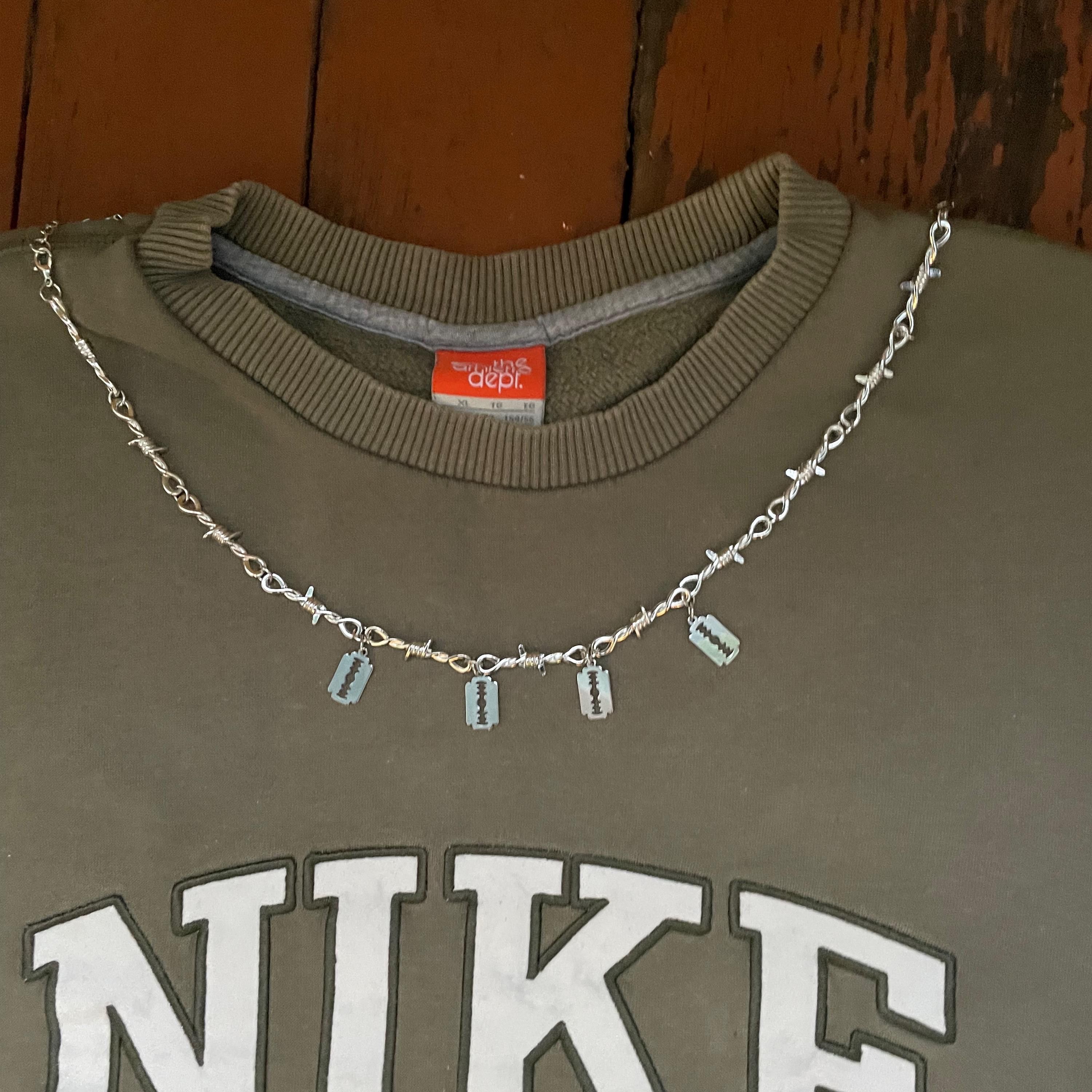 Other Barbed Wire Chunky Necklace alt y2k gothic emo grunge punk Size ONE SIZE - 1 Thumbnail