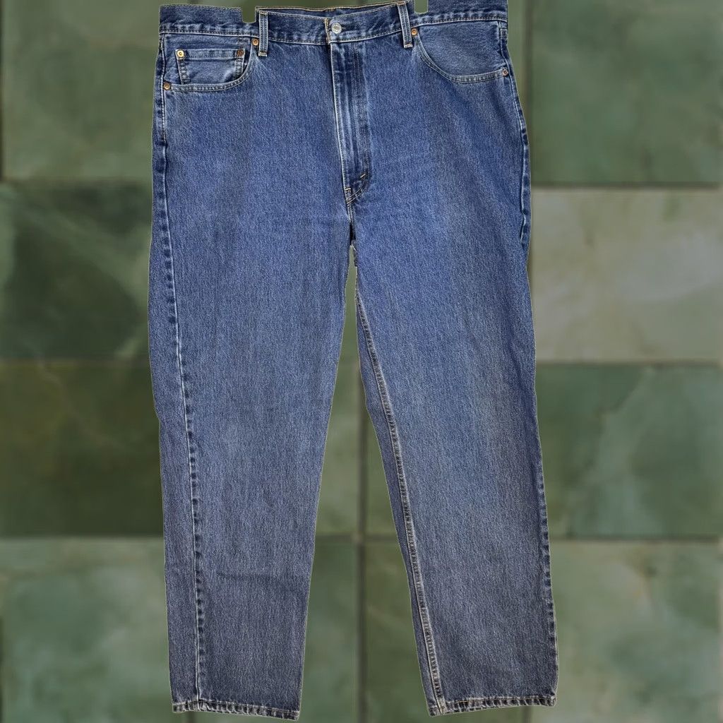 Levi's VINTAGE Levis 550 Jeans Mens 42x33 Blue Relaxed Fit Tapered Leg Denim Zip Fly Size US 42 / EU 58 - 1 Thumbnail