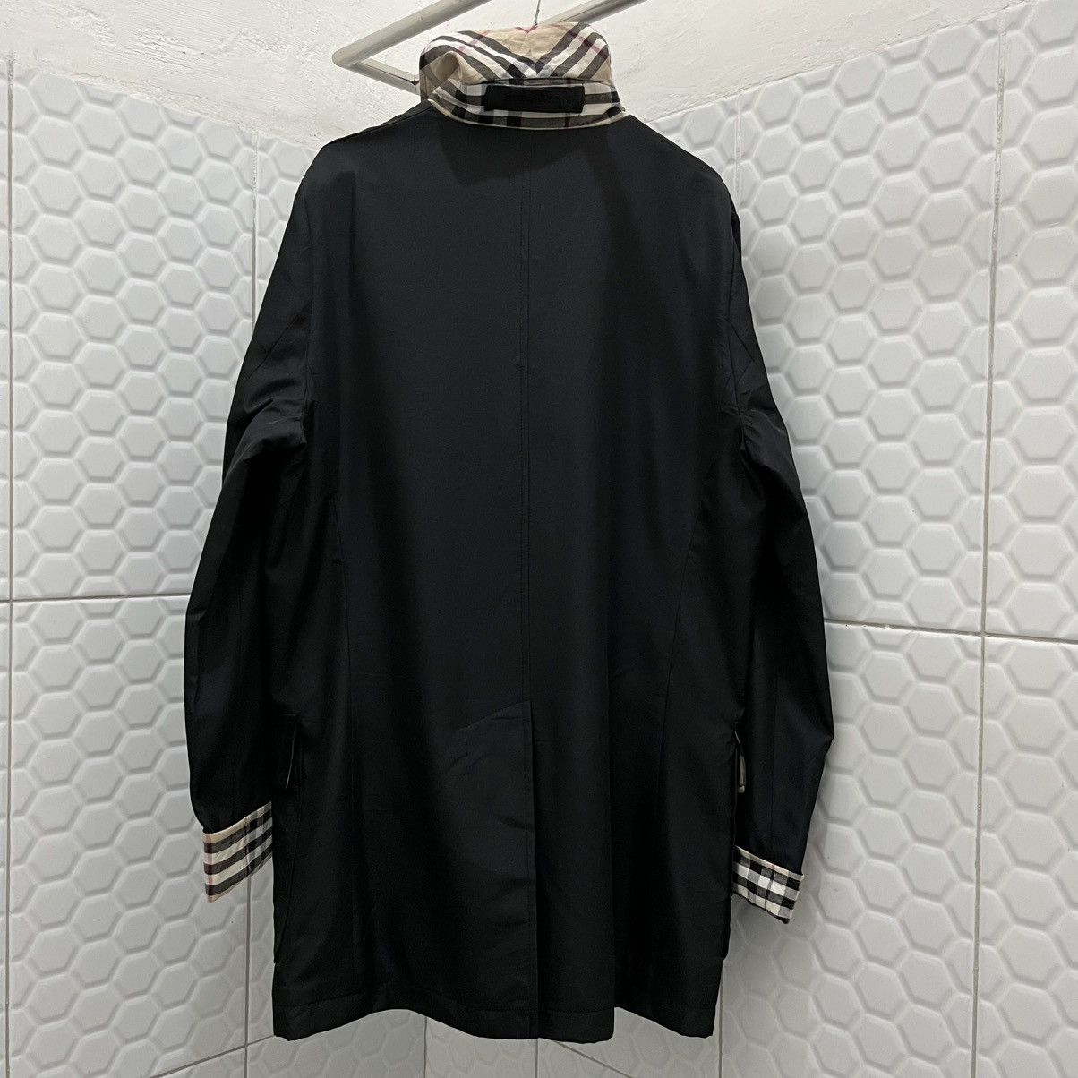 Burberry Vintage Burberry Nylon Coat Jacket Size US L / EU 52-54 / 3 - 9 Thumbnail