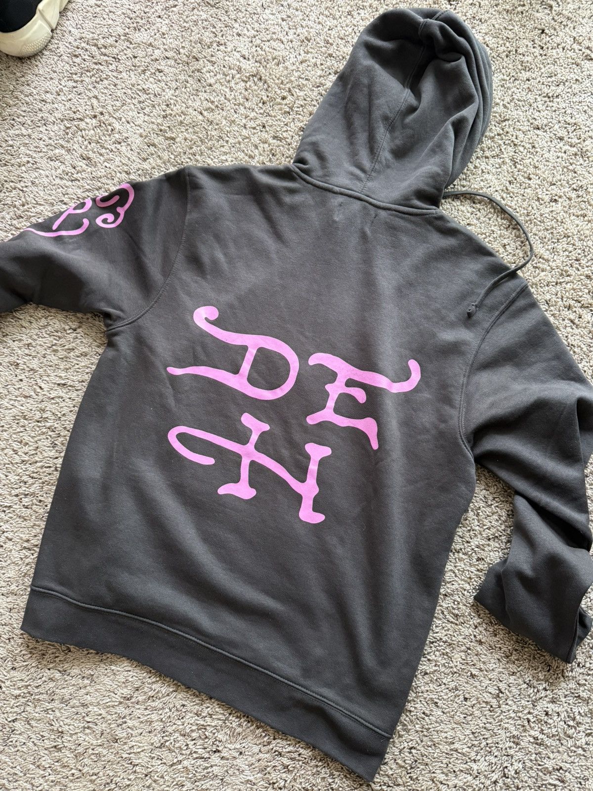 Ed Hardy Ed Hardy Tattoo Hodie pink skull Size US L / EU 52-54 / 3 - 4 Thumbnail