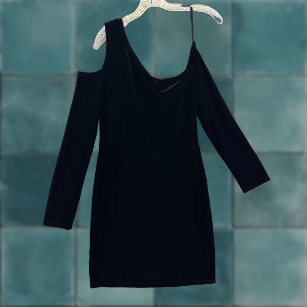 Velvet VINTAGE Y2K One Shoulder Mini Dress Black Velvet Asymmetrical Cocktail LBD Large | Bui Yah Kah | Goth Look | L Size L / US 10 / IT 46 - 1 Thumbnail