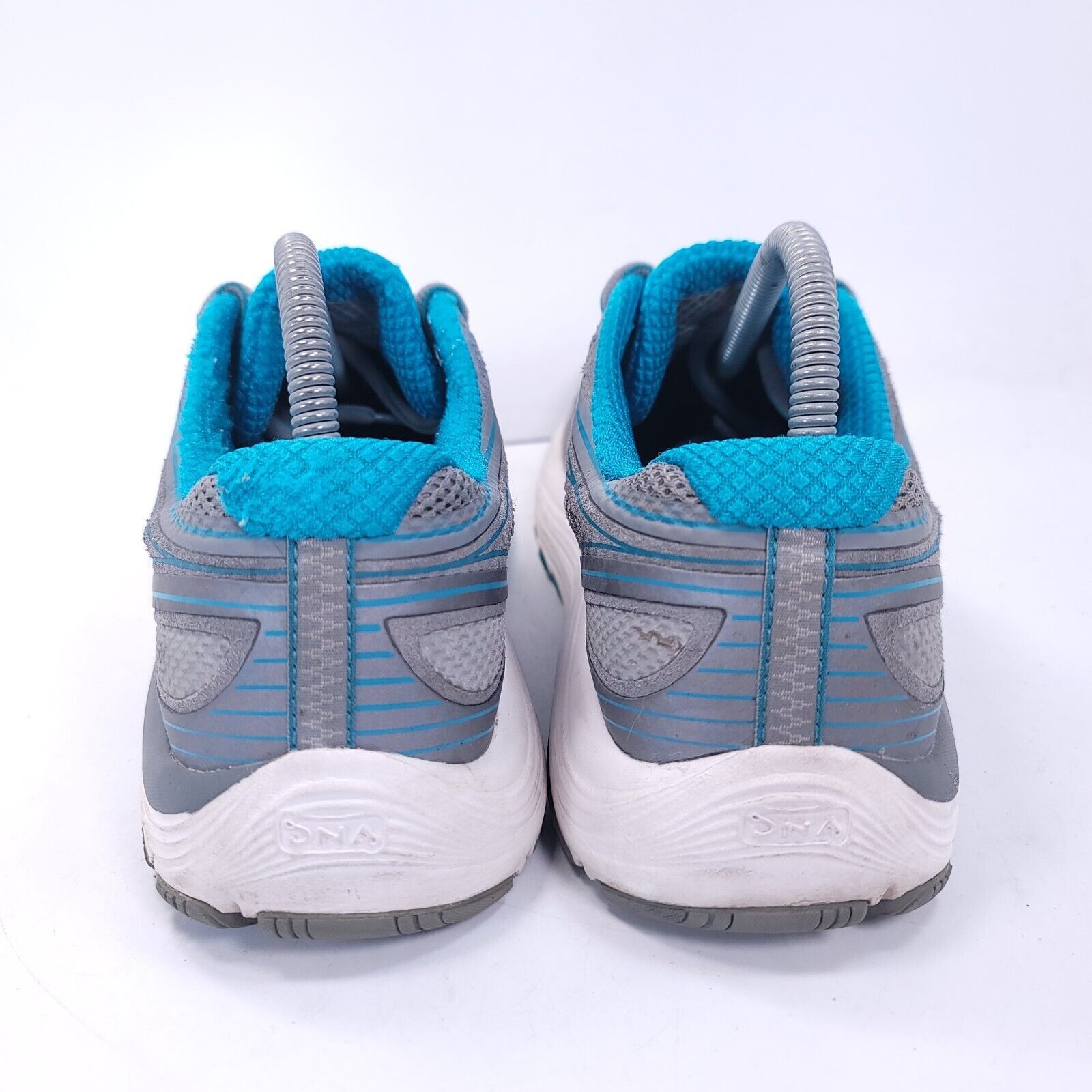 Brooks Brooks Dyad 9 Athletic Shoe Womens Size 9 1202231B046 Gray Size US 9 / IT 39 - 3 Thumbnail