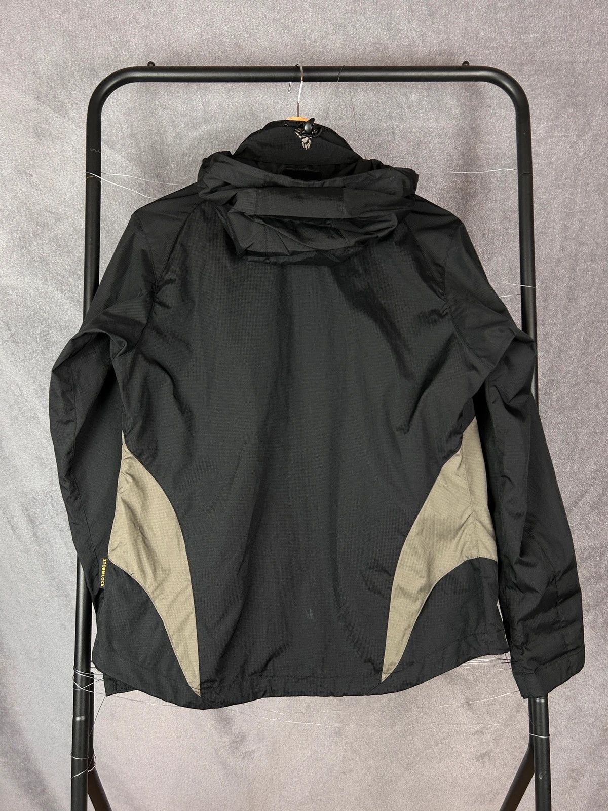 Jack Wolfskin Jack Wolfskin black windbreaker jacket with hood Size US S / EU 44-46 / 1 - 2 Thumbnail