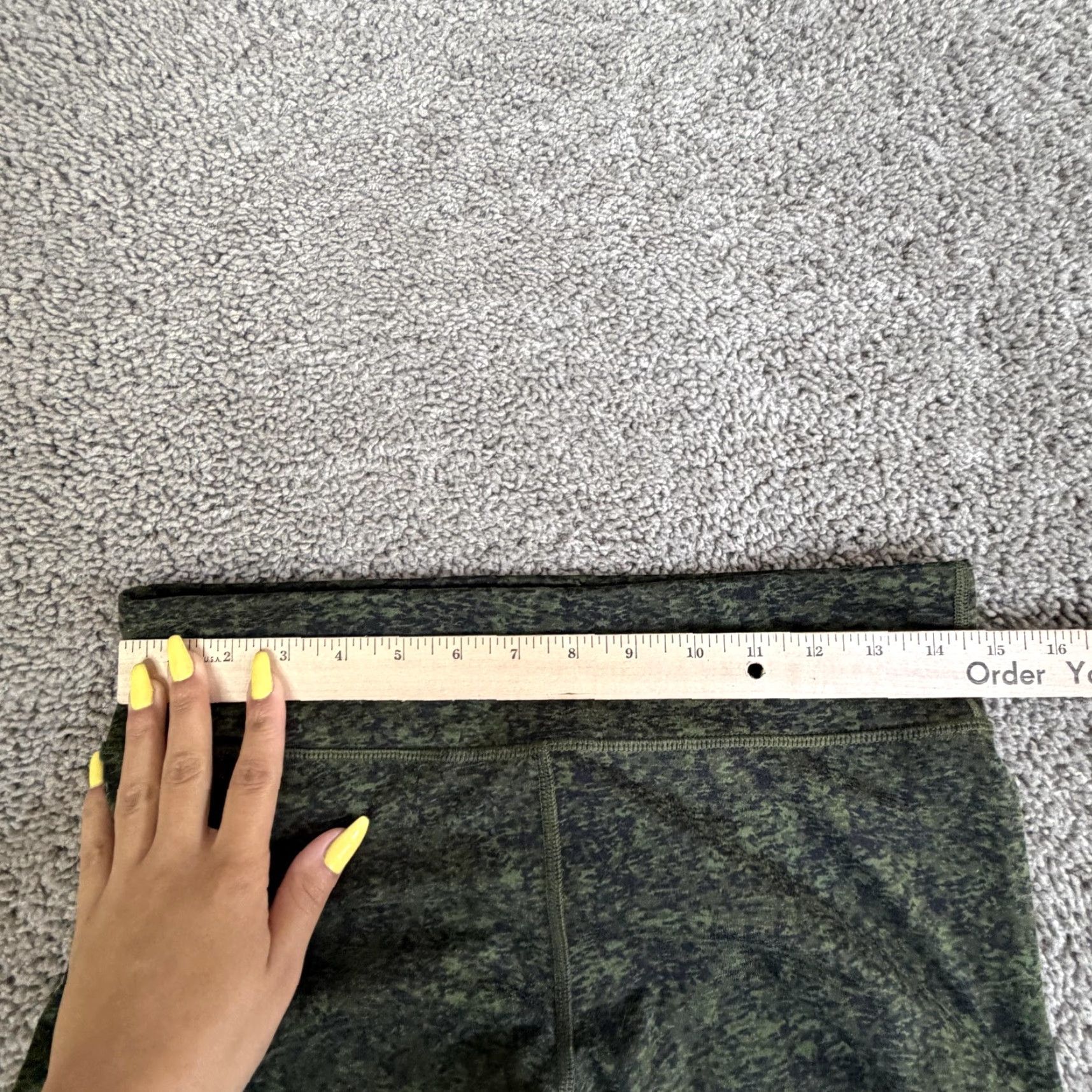 Fabletics Fabletics Leggings Womens M Green Flecked Ankle Reflective Activewear Size 32" / US 10 / IT 46 - 7 Thumbnail