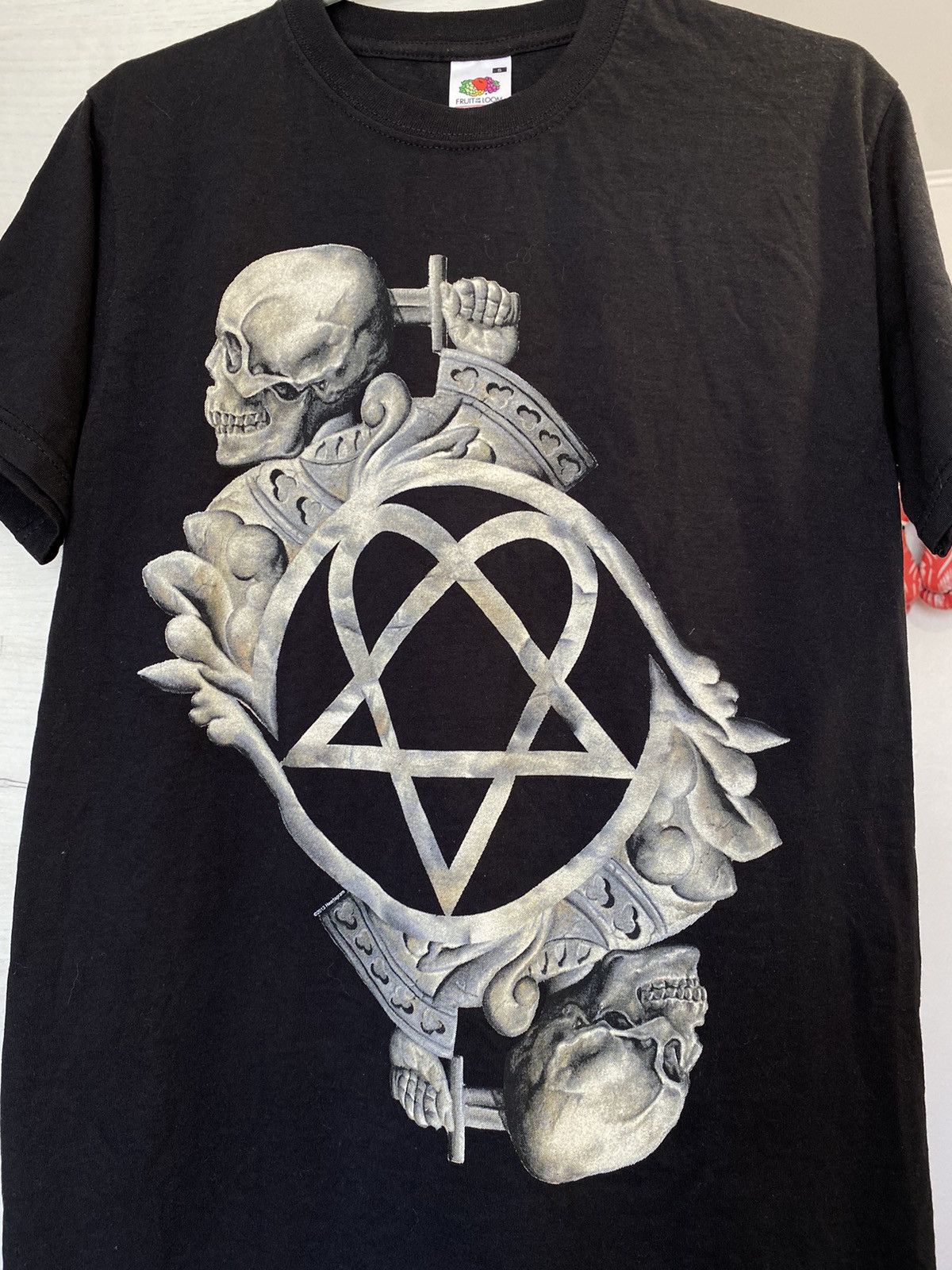 Vintage T shirt him - bone sculpture - rock off 2013 Size US S / EU 44-46 / 1 - 2 Thumbnail