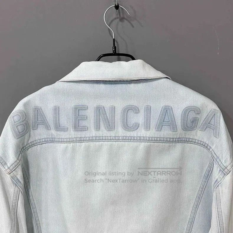 Balenciaga Balenciaga Back Embroidered Logo Denim Jacket. Size US S / EU 44-46 / 1 - 4 Thumbnail