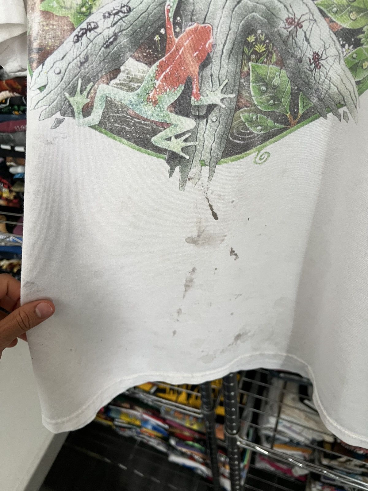 Habitat 90s Peace in the Rainforest Nature Animals Love Tee Size US XL / EU 56 / 4 - 4 Thumbnail