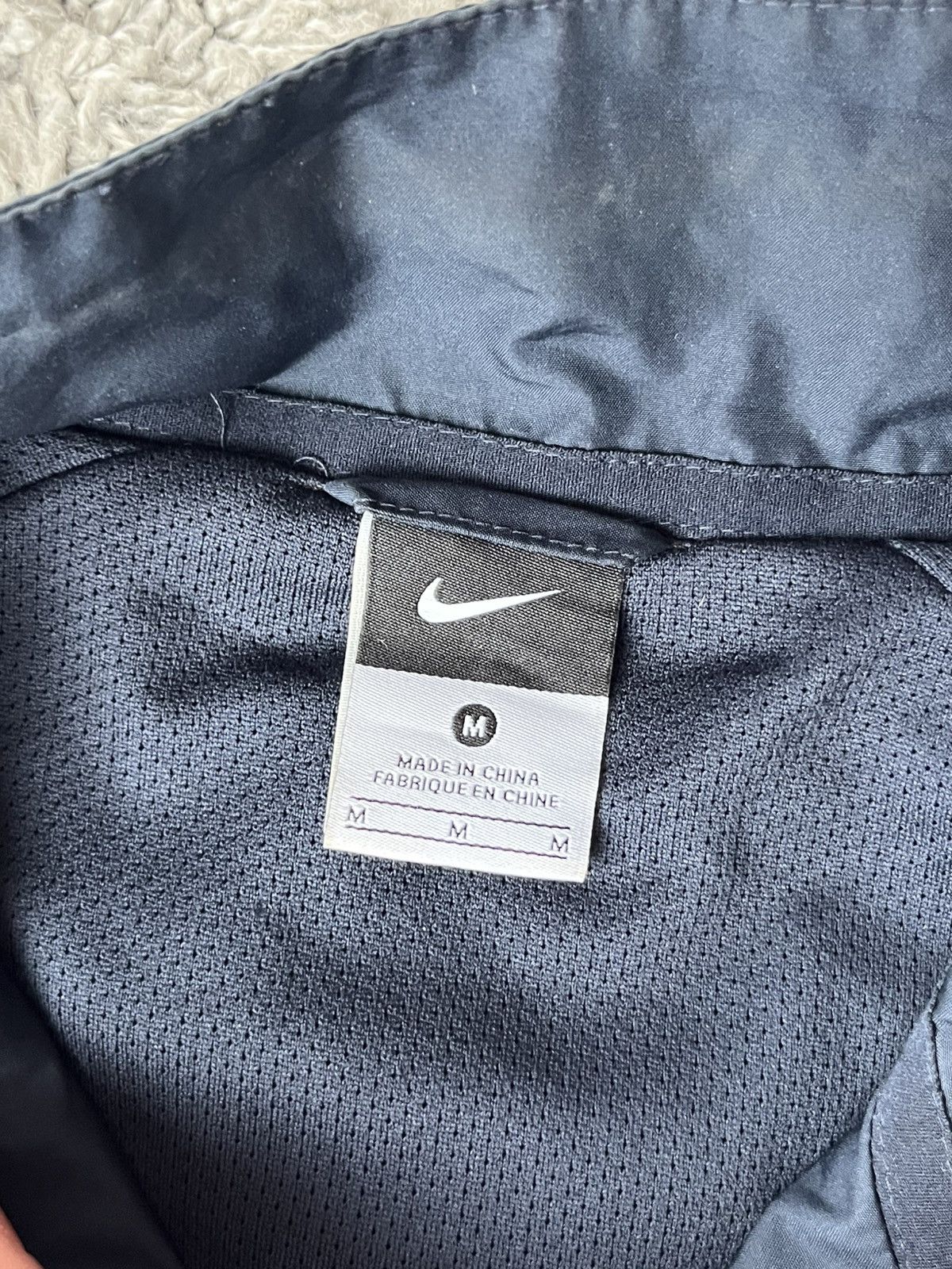 Nike Vintage Nike Light Jacket Soccer football Internazionale Size US M / EU 48-50 / 2 - 9 Thumbnail