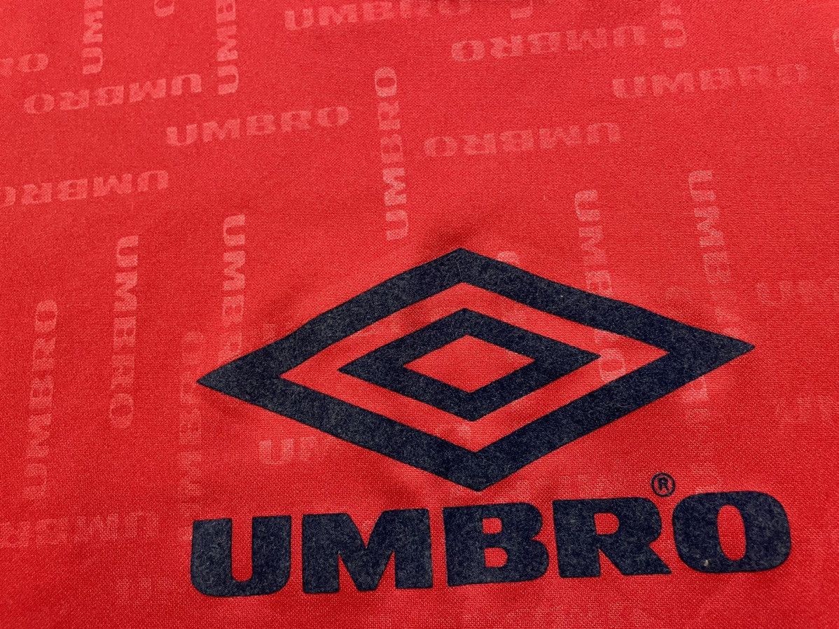 Umbro Vintage 90s Retro T-Shirt Stripes Umbro Big Logo Y2K Size US L / EU 52-54 / 3 - 6 Thumbnail