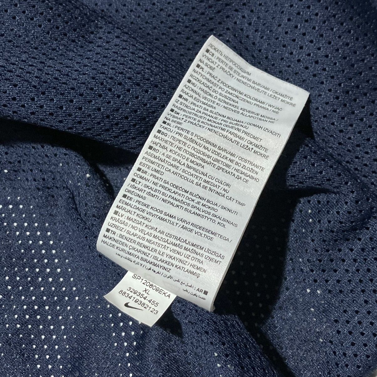 Nike Vintage NIKE Embroidered Mini Swoosh Baggy Fit Tracksuit Size US XL / EU 56 / 4 - 13 Thumbnail